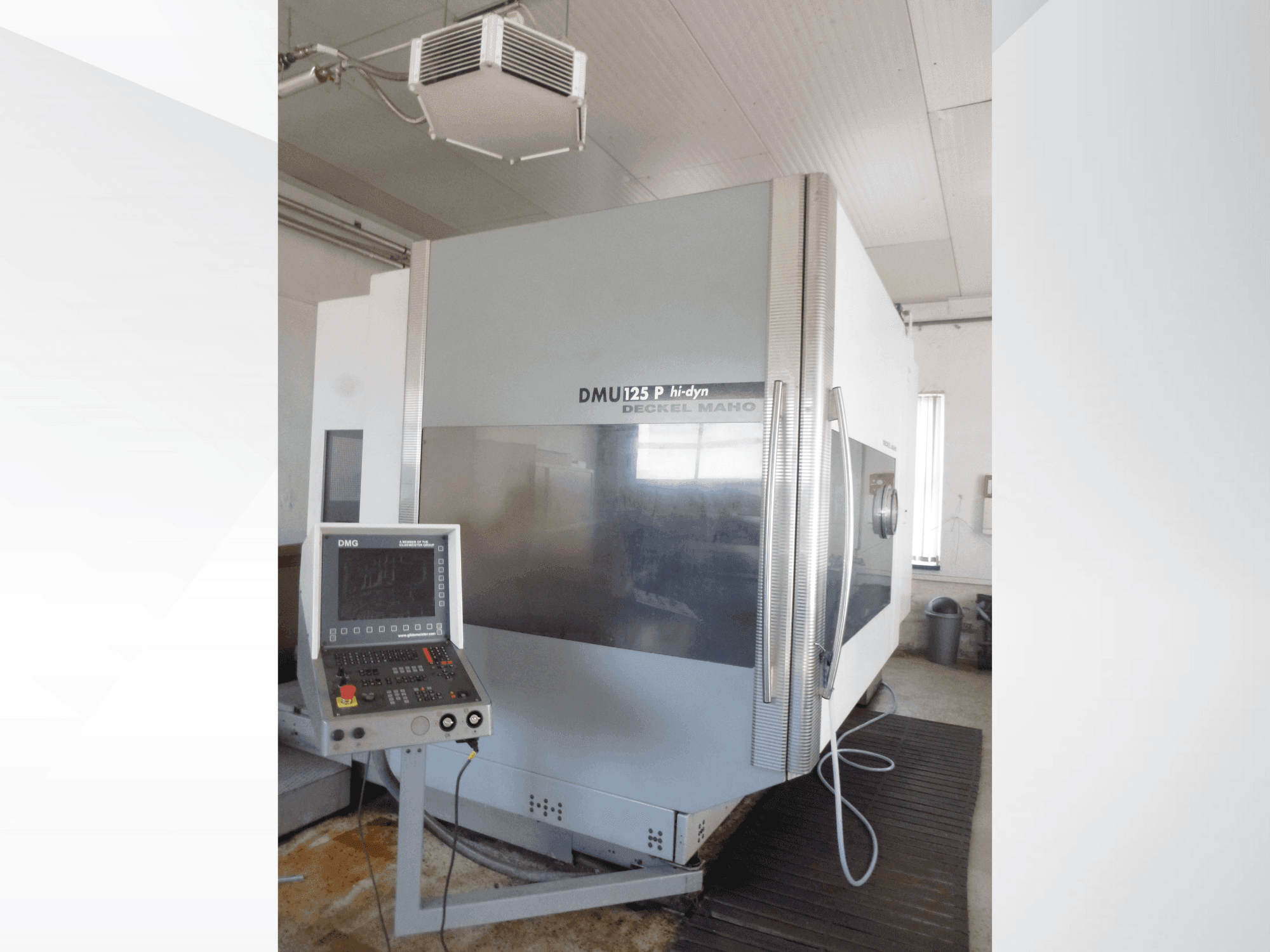 Masina DECKEL MAHO DMU 125 P hi-dyn eestvaade