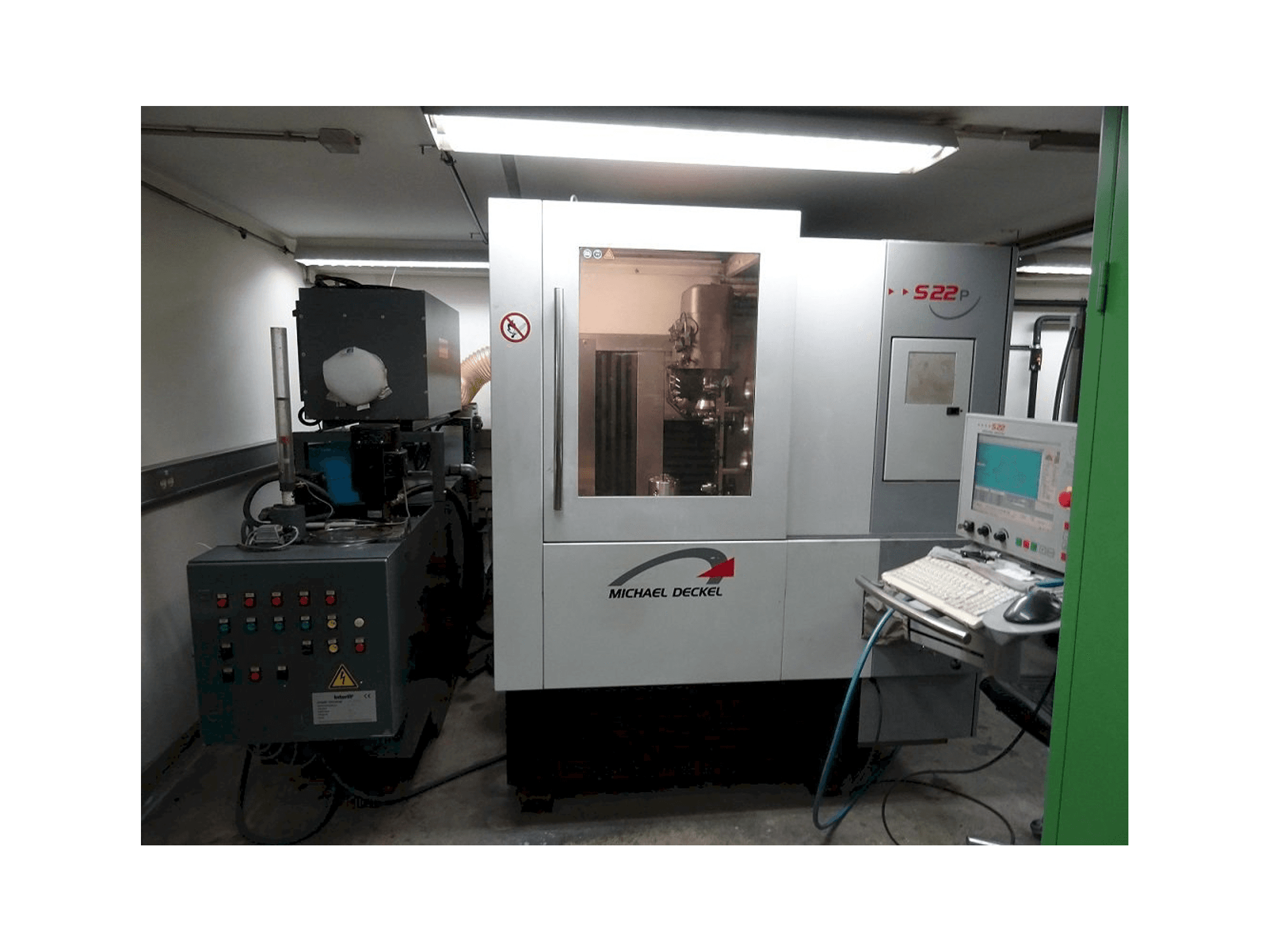 Masina Michael Deckel S22 P eestvaade