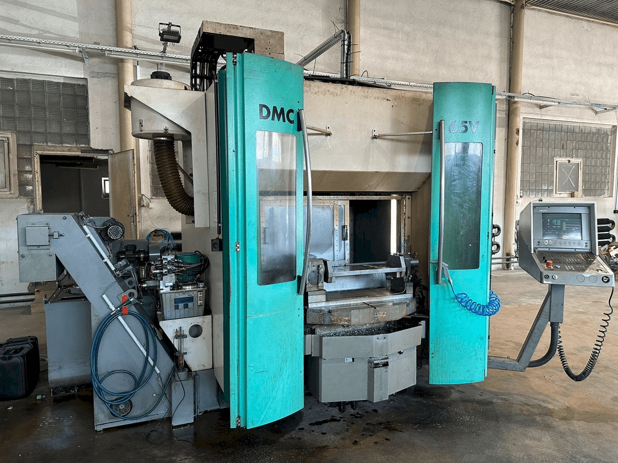 Masina DECKEL MAHO DMC 65V eestvaade