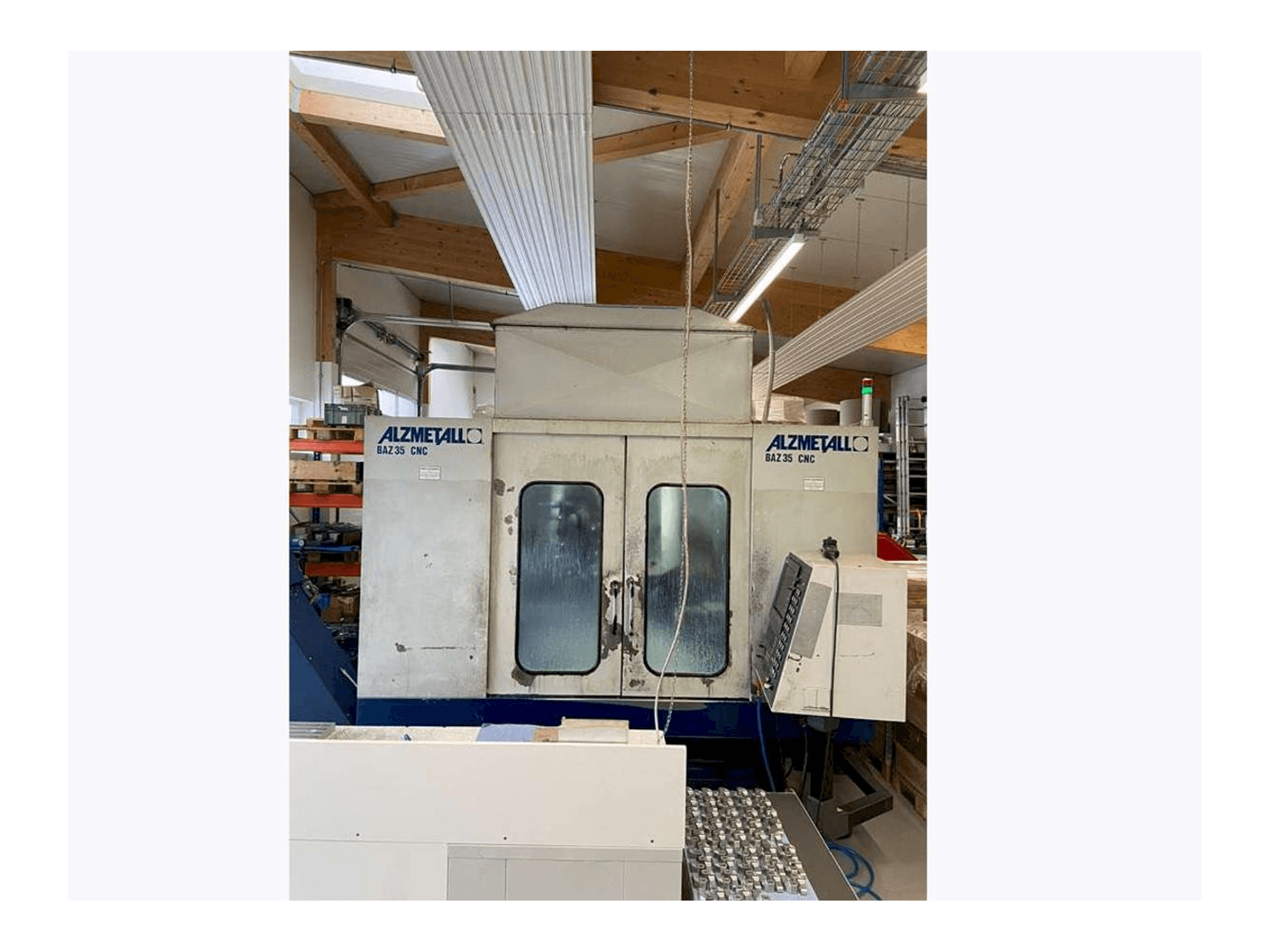 Masina Alzmetall CNC BAZ 35 eestvaade