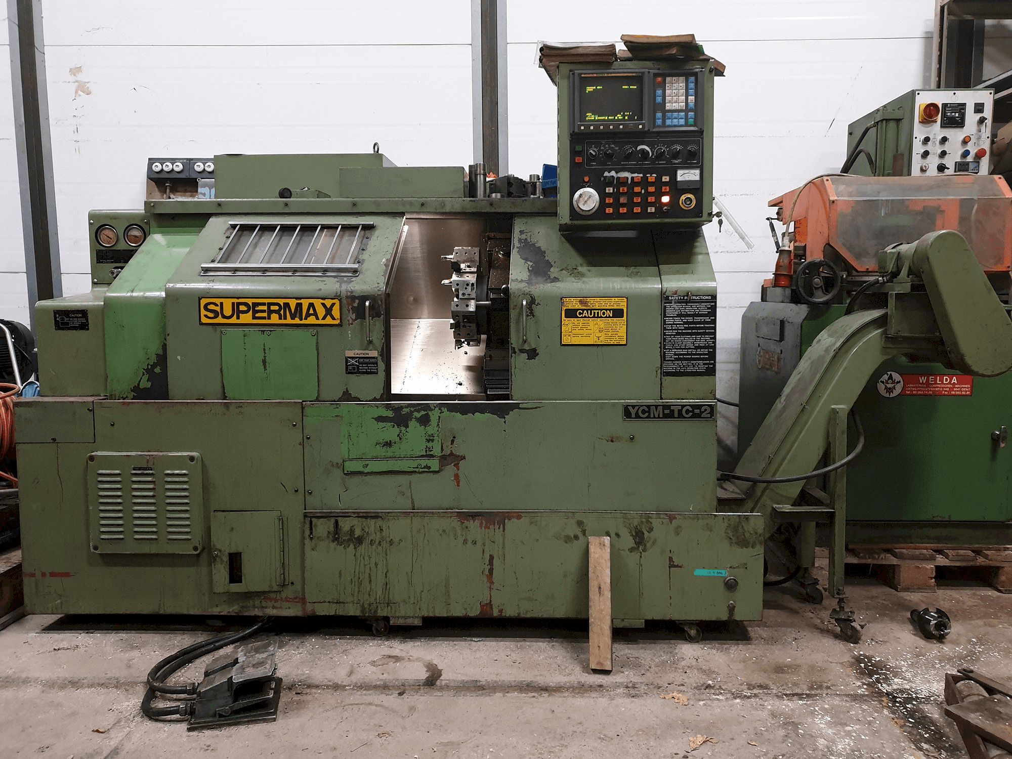 Masina SUPERMAX YCM-TC-2 eestvaade