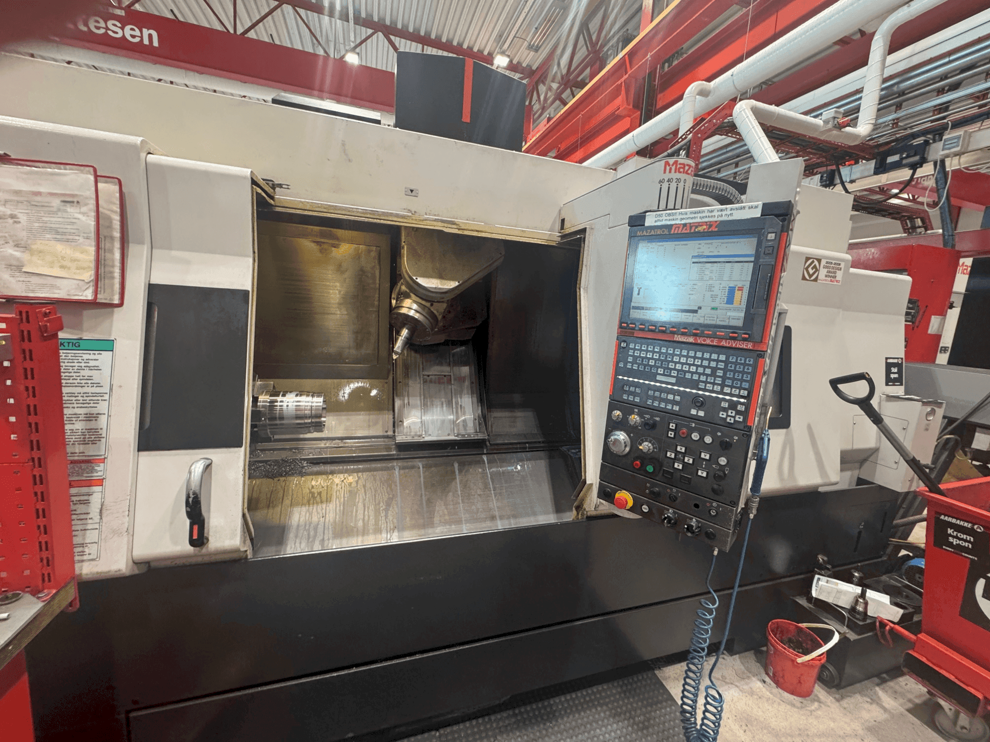 Masina Mazak Integrex 400 IV eestvaade
