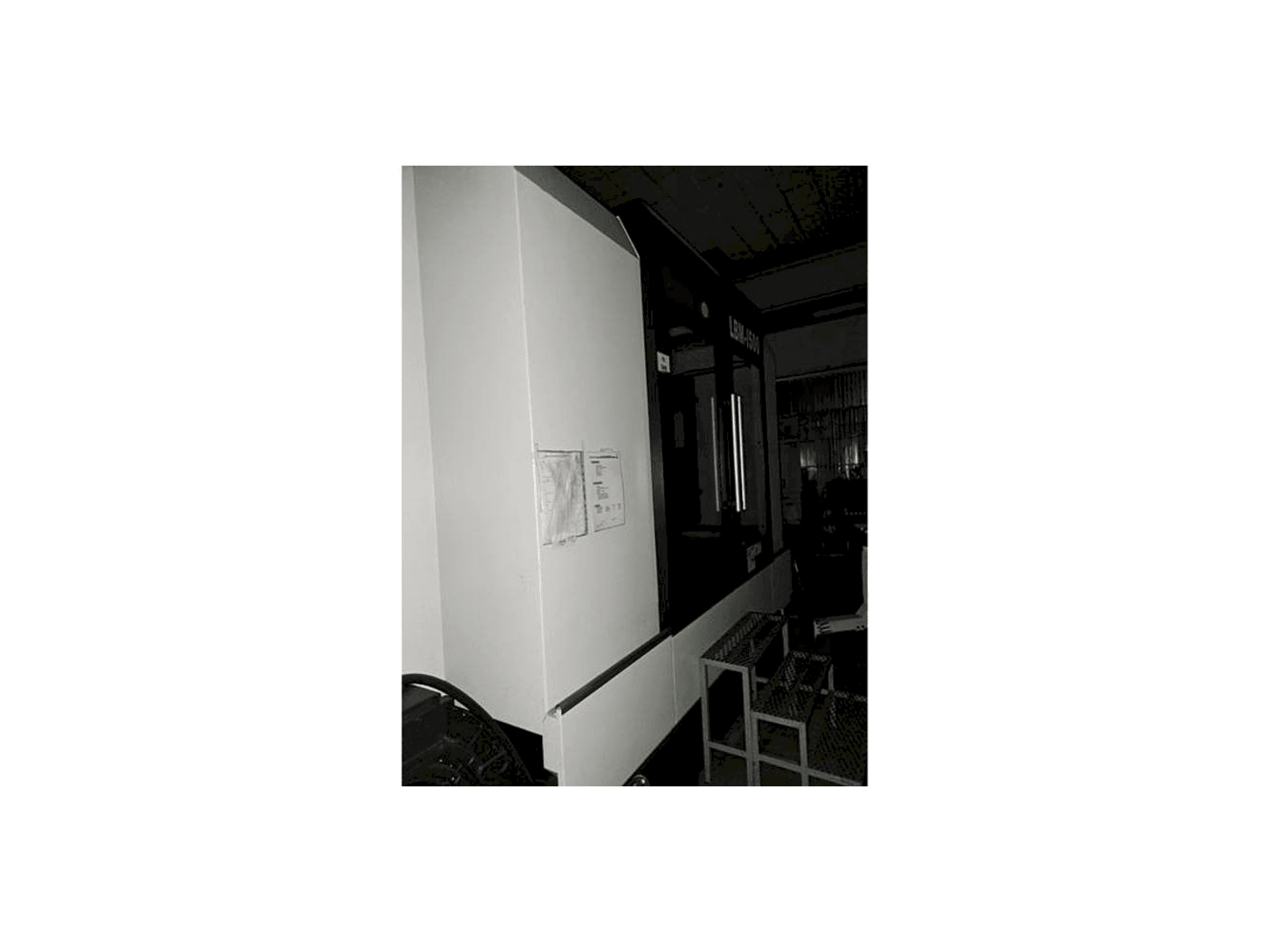 Masinavaade Eumach LBM-1500 vasakult