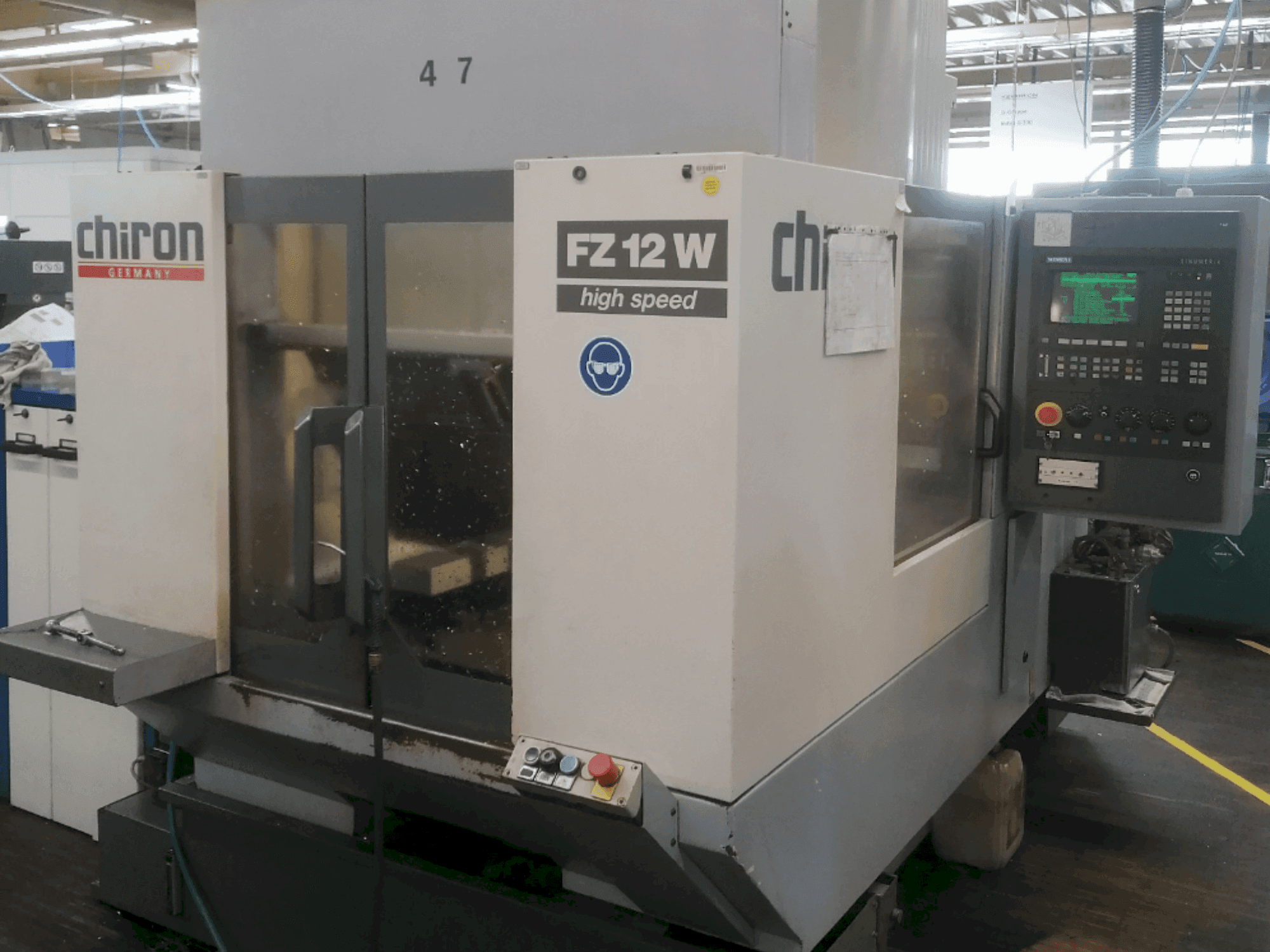 Masina CHIRON FZ 12 W eestvaade