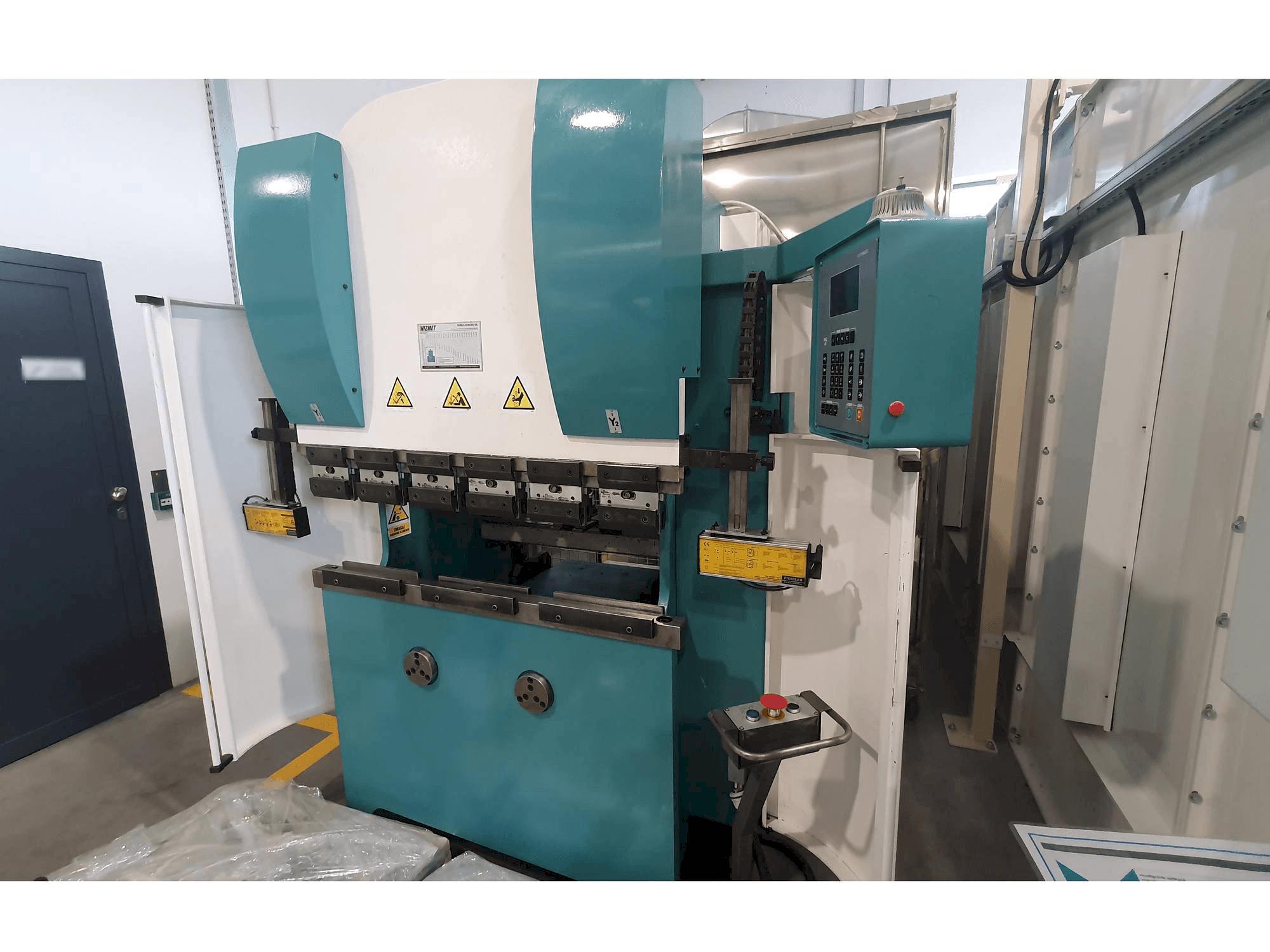 Masina Vimercati PHSY 30X1250 eestvaade