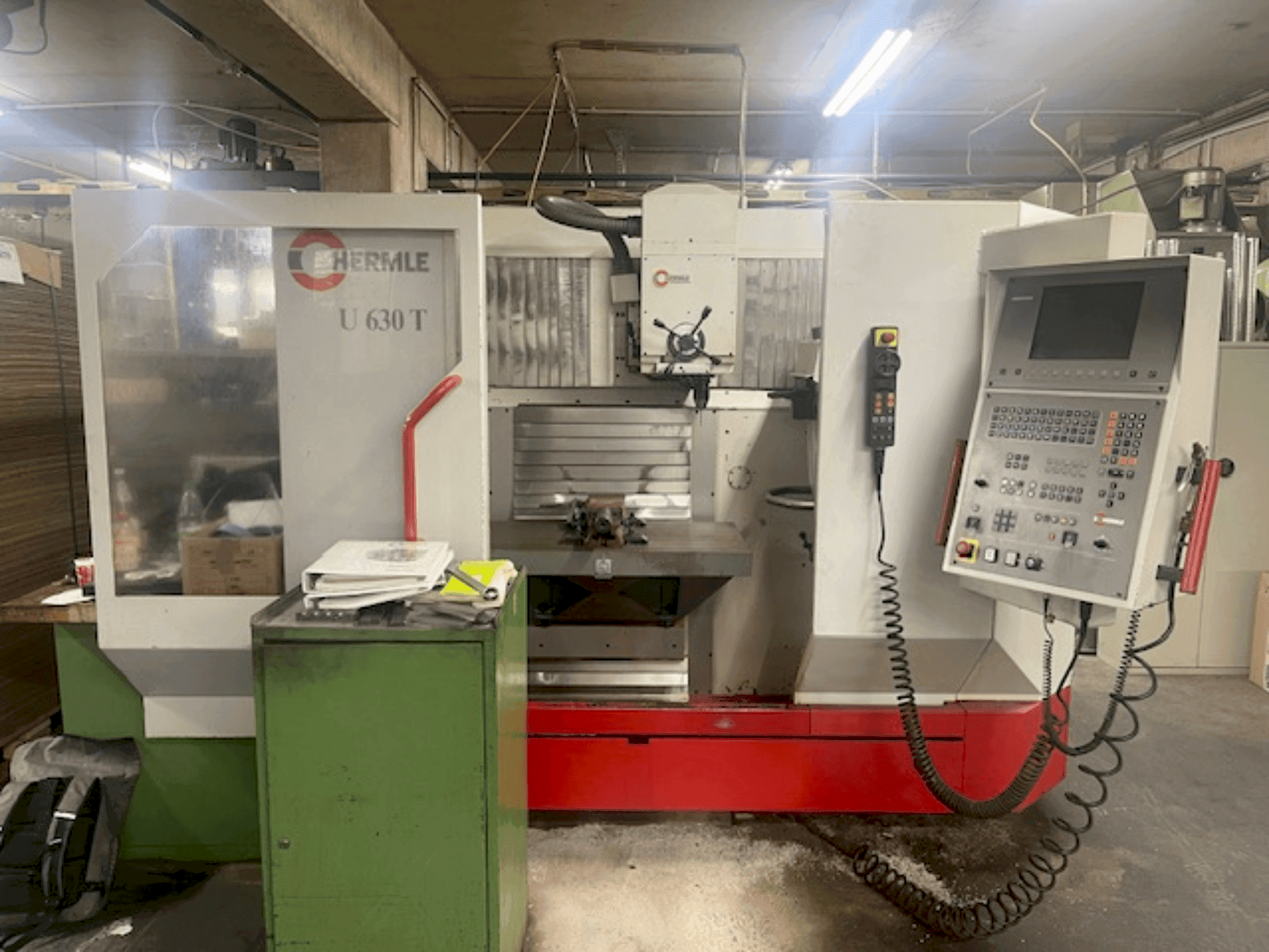 Masina HERMLE U 630 T eestvaade