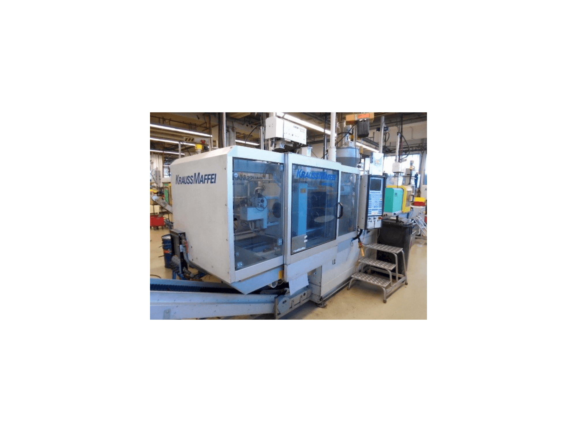 Masina Krauss Maffei KM 65-390-C2 vasaku külje vaade