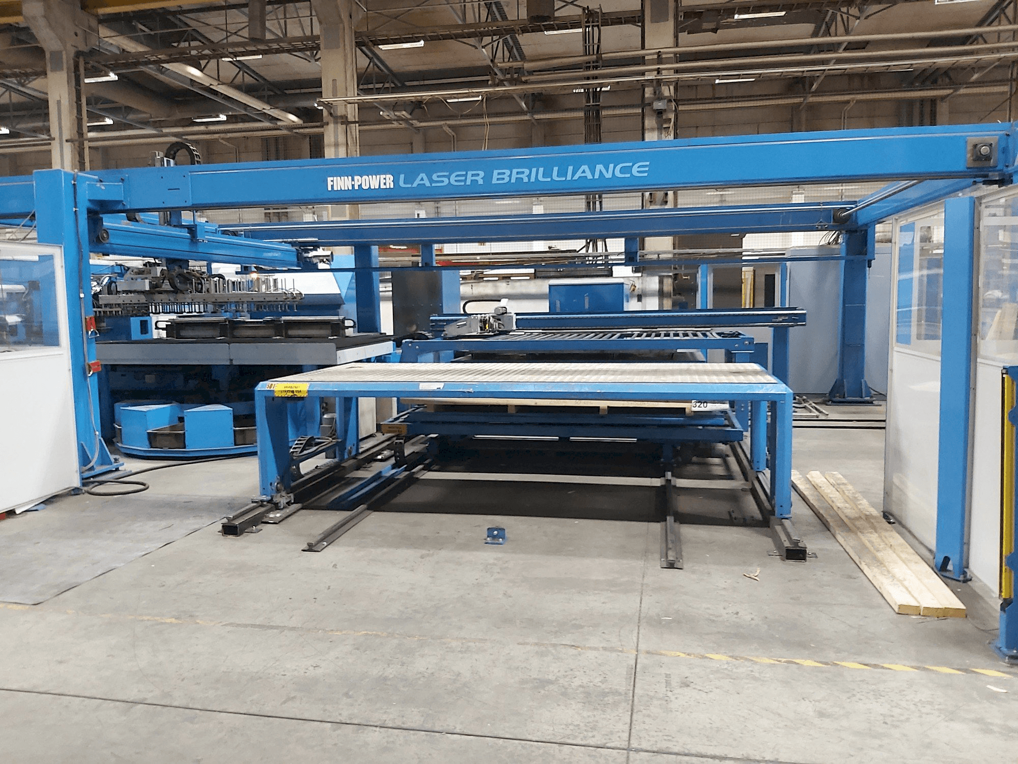 Masina Finn-Power LG6 eestvaade