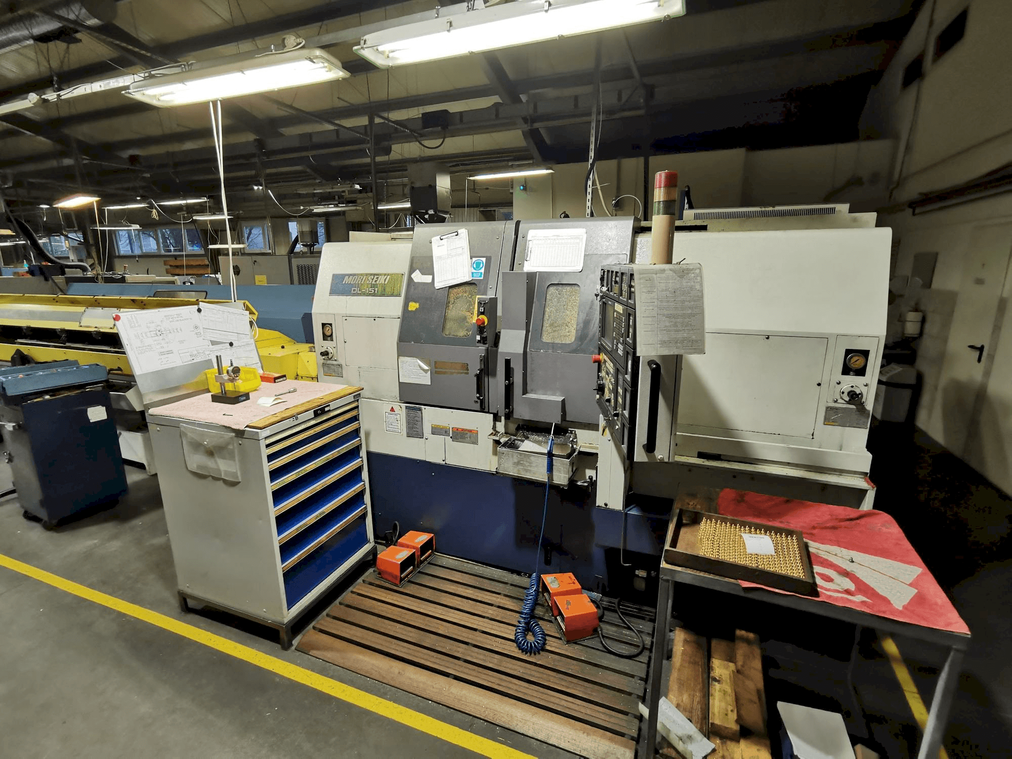 Masina MORI SEIKI DL-151Y eestvaade