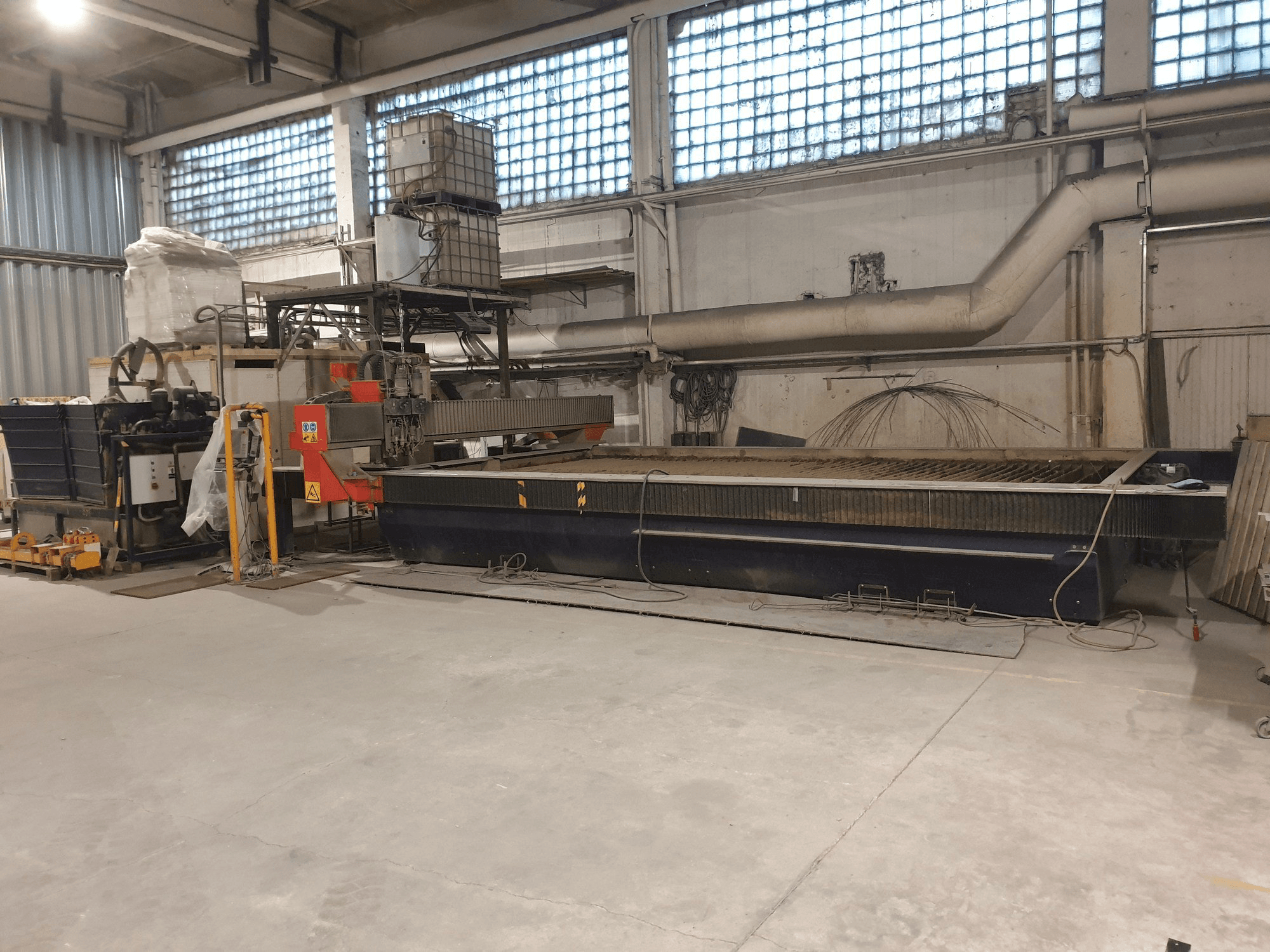Masina Bystronic Byjet Classic L 6030 eestvaade