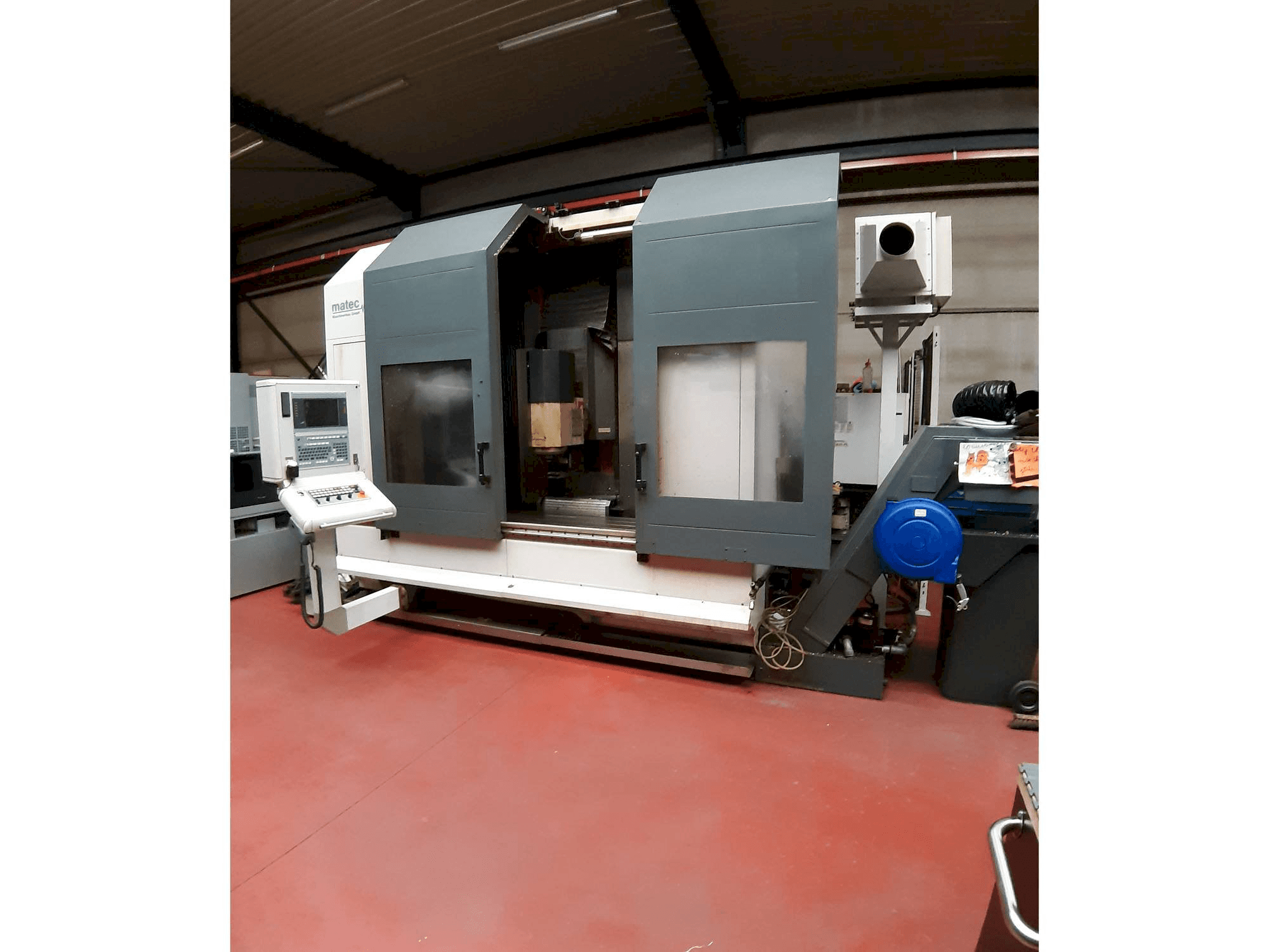 Masina Matec 30 HV eestvaade