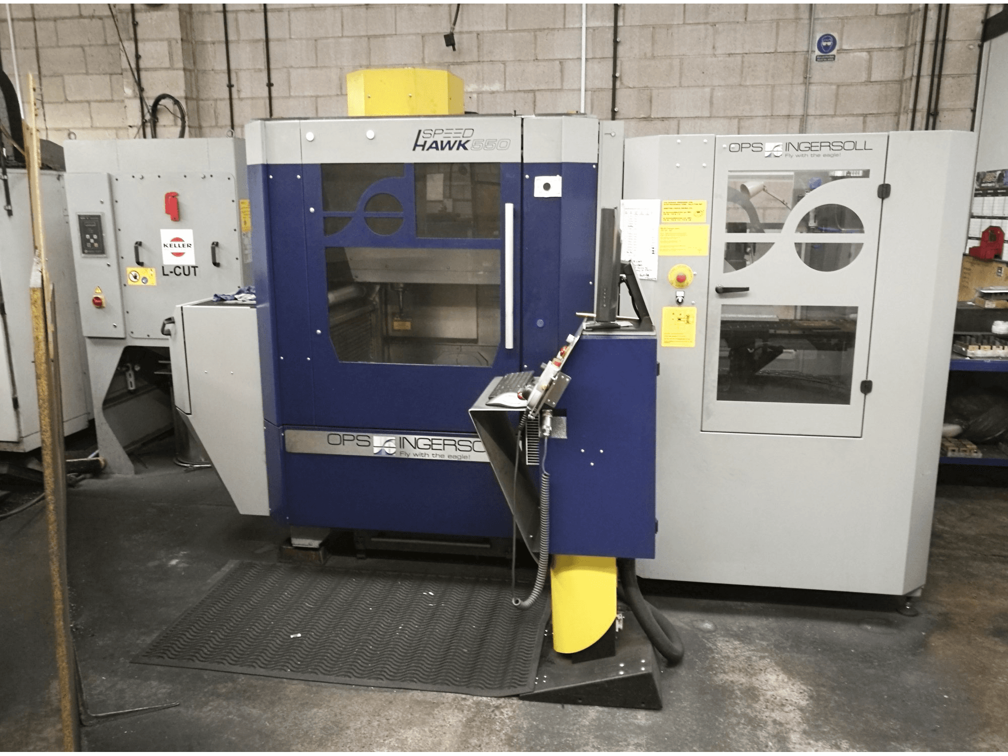 Masina OPS-INGERSOLL Speed Hawk 550 eestvaade