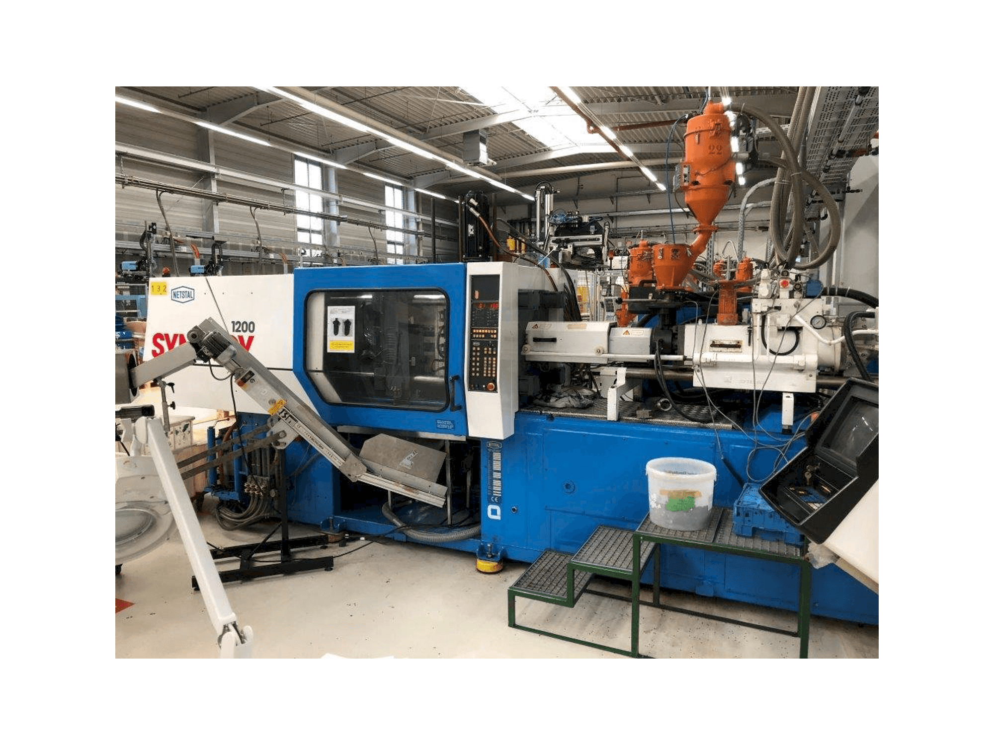 Masina Netstal Synergy S1200-230 eestvaade
