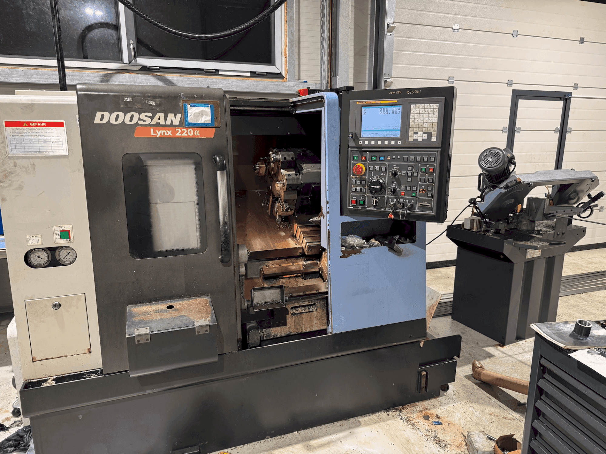 Masina DOOSAN Lynx 220 Alpha eestvaade