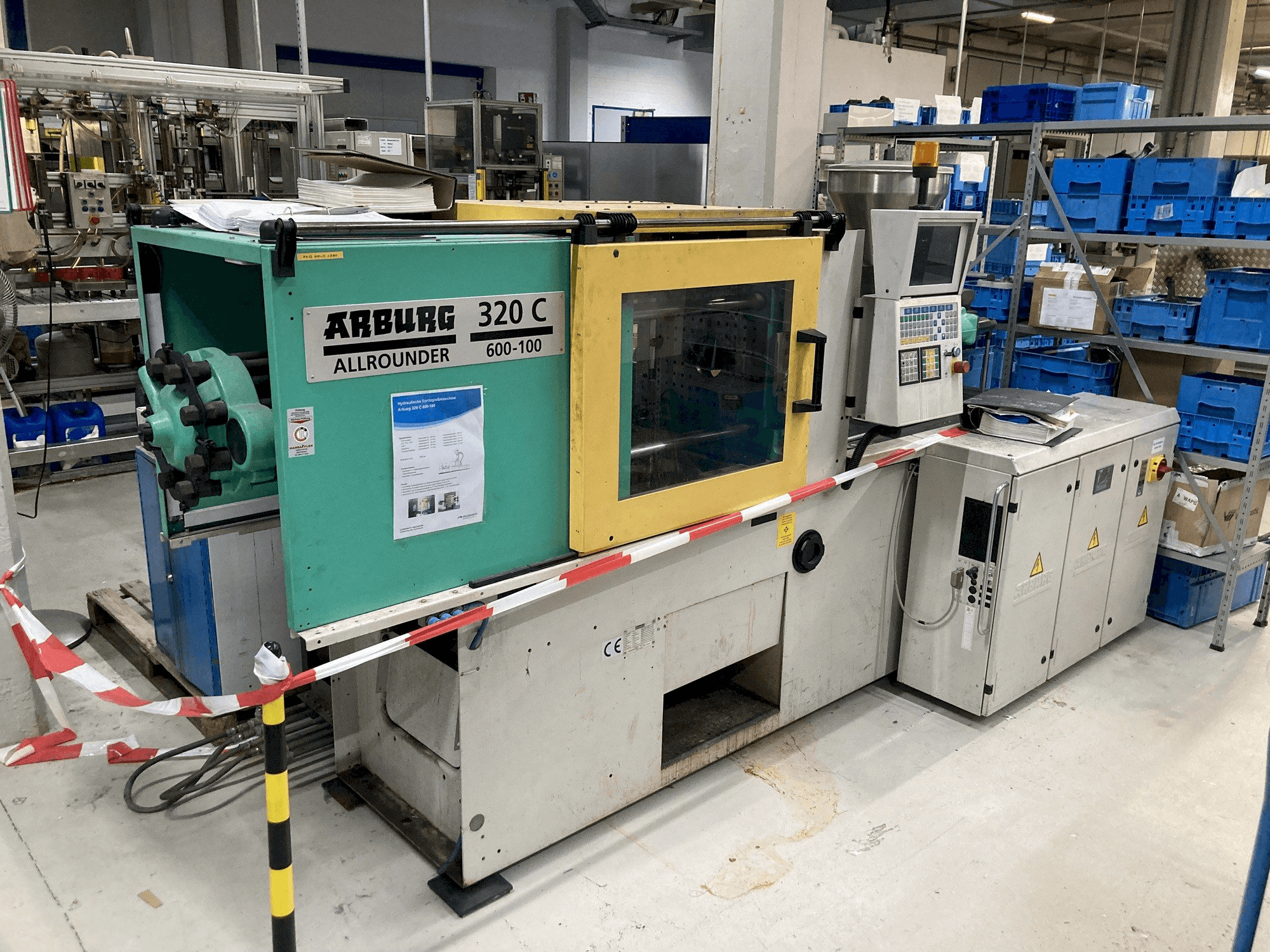 Masina Arburg 320 C 600 eestvaade