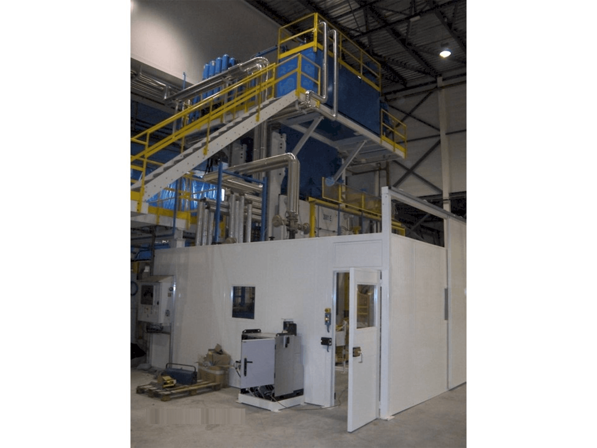 Masina Pinette 2000 Ton eestvaade