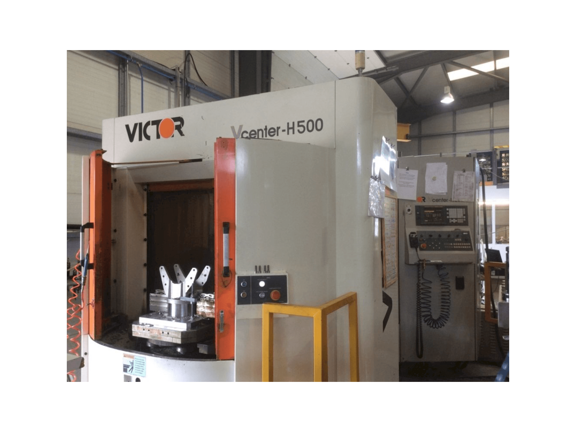 Masina Victor H 500 eestvaade