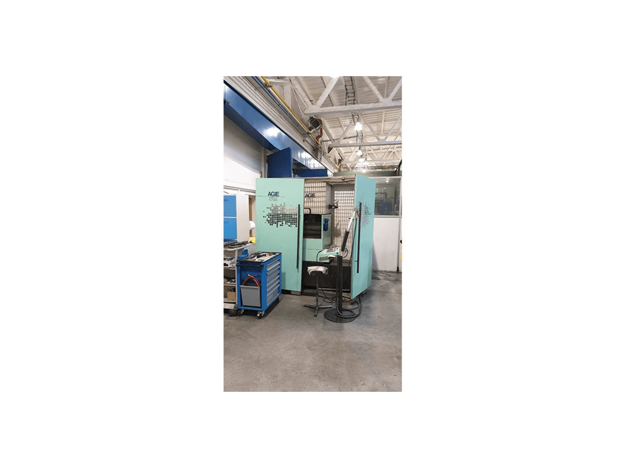 Masina AGIE Agiecut Classic 3 eestvaade