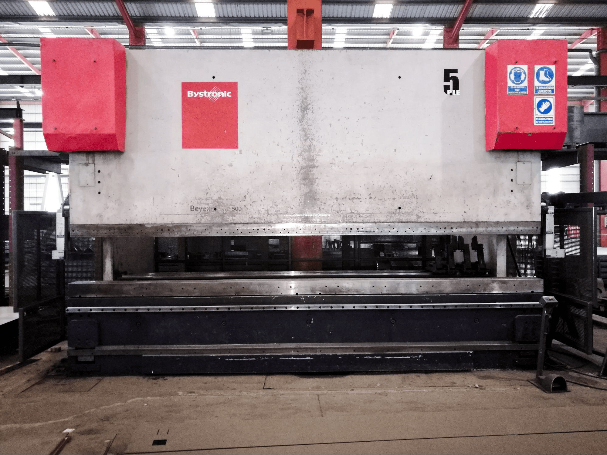 Masinavaade Bystronic PR10 vasakult