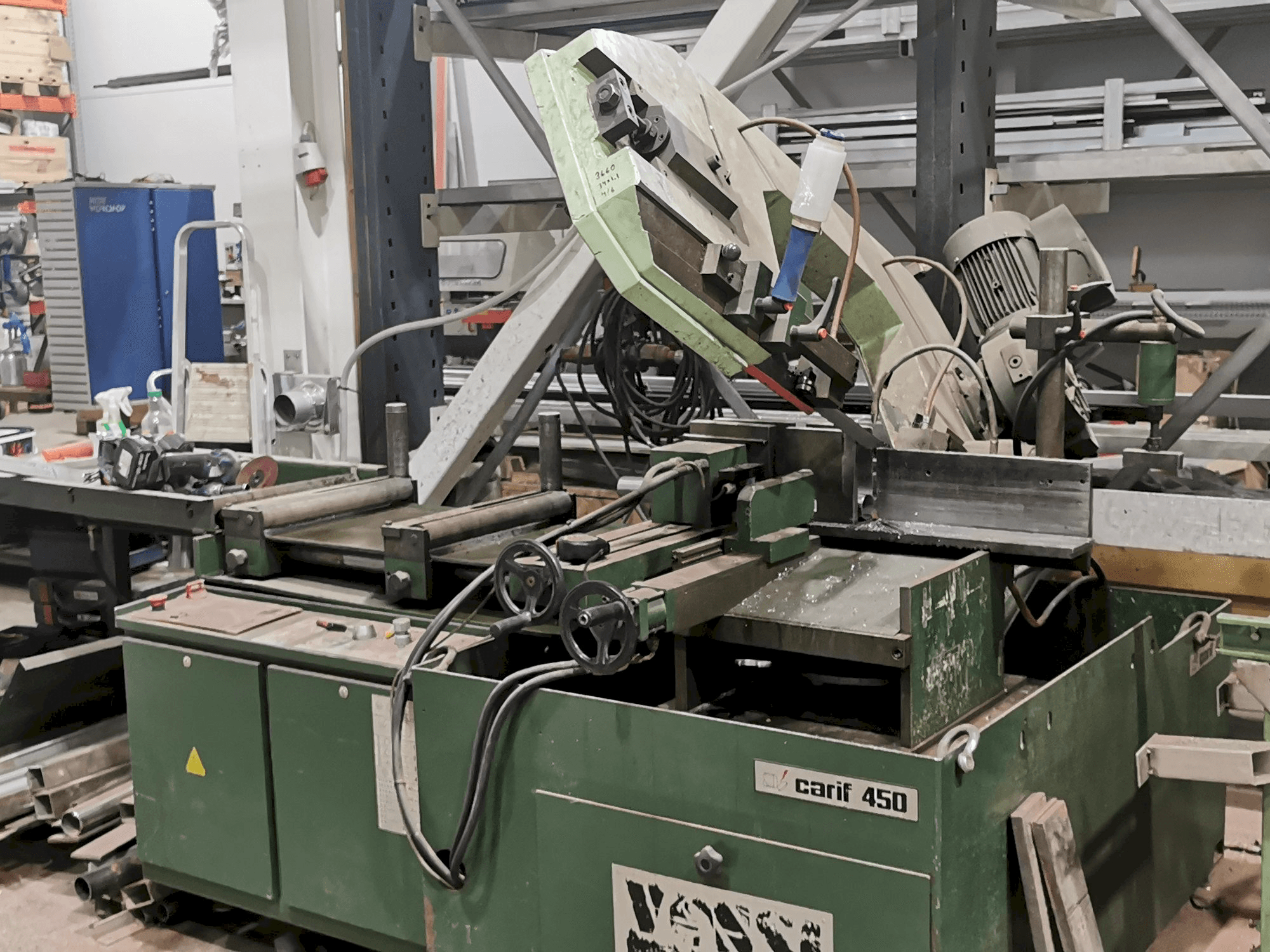 Masina carif 450 BA eestvaade