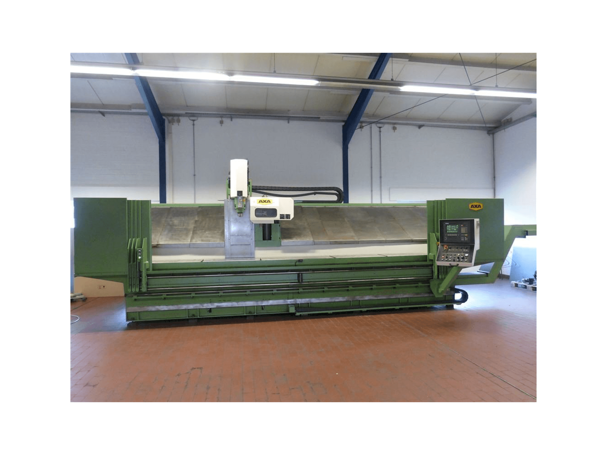 Masina AXA VSC 1-5000M/E eestvaade