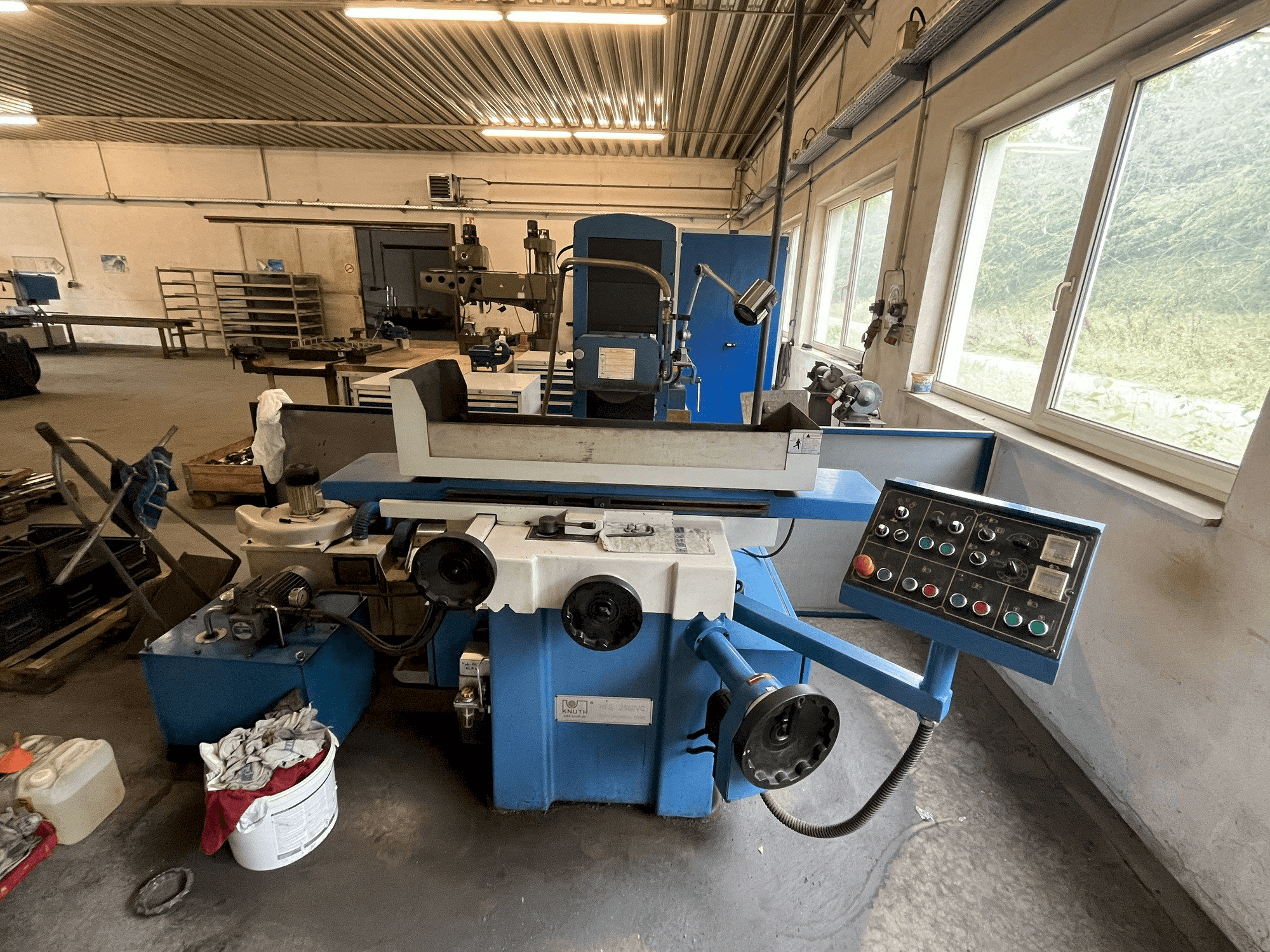 Masina KNUTH HFS 2550 VC eestvaade