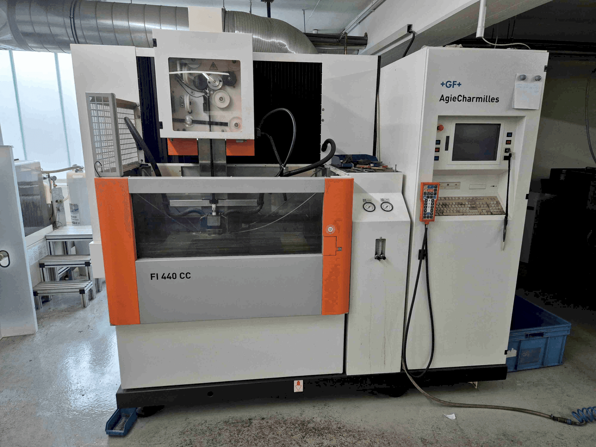 Masina CHARMILLES FI 440 CC eestvaade