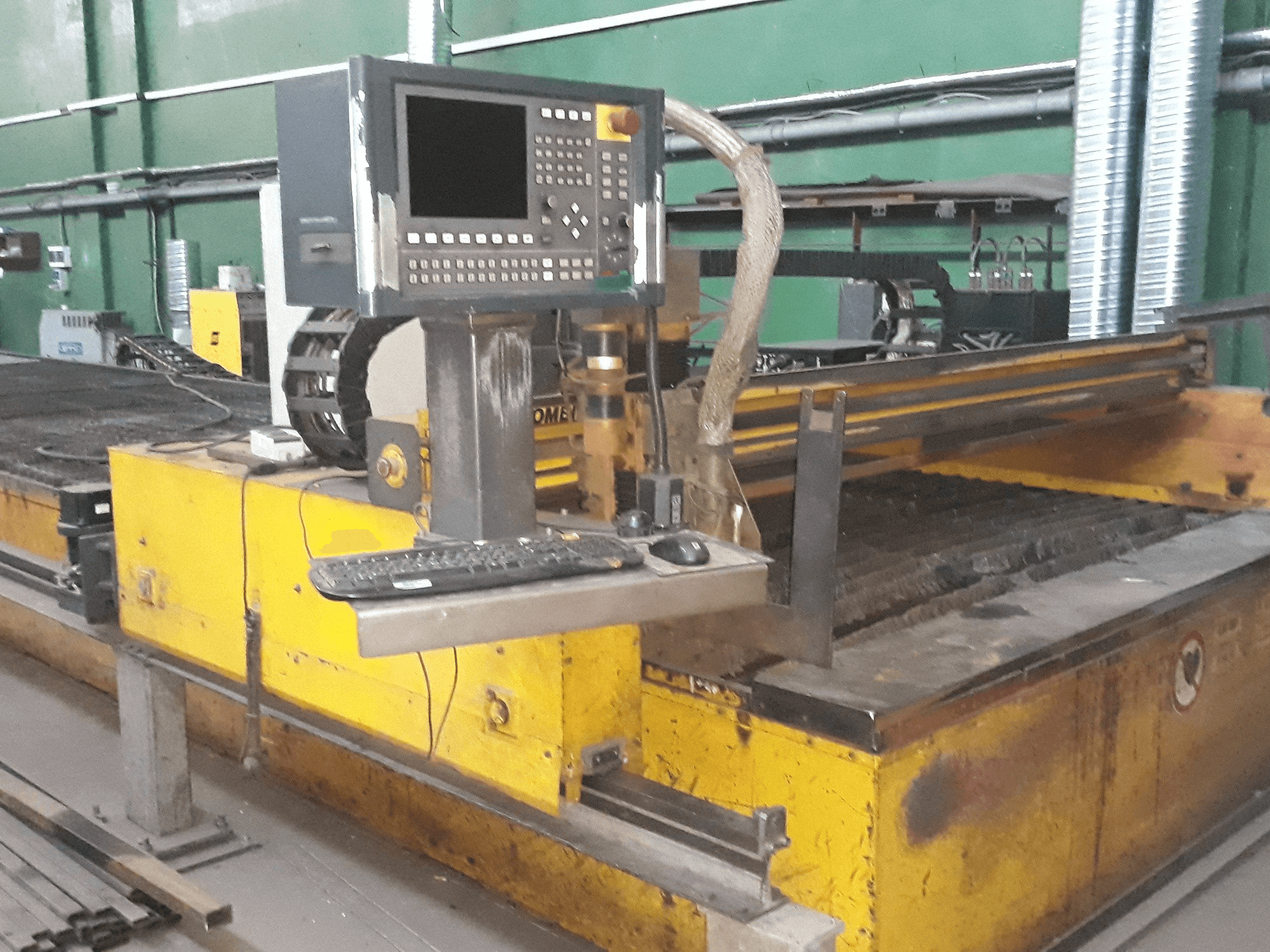 Masina ESAB CXD-P 3000 eestvaade