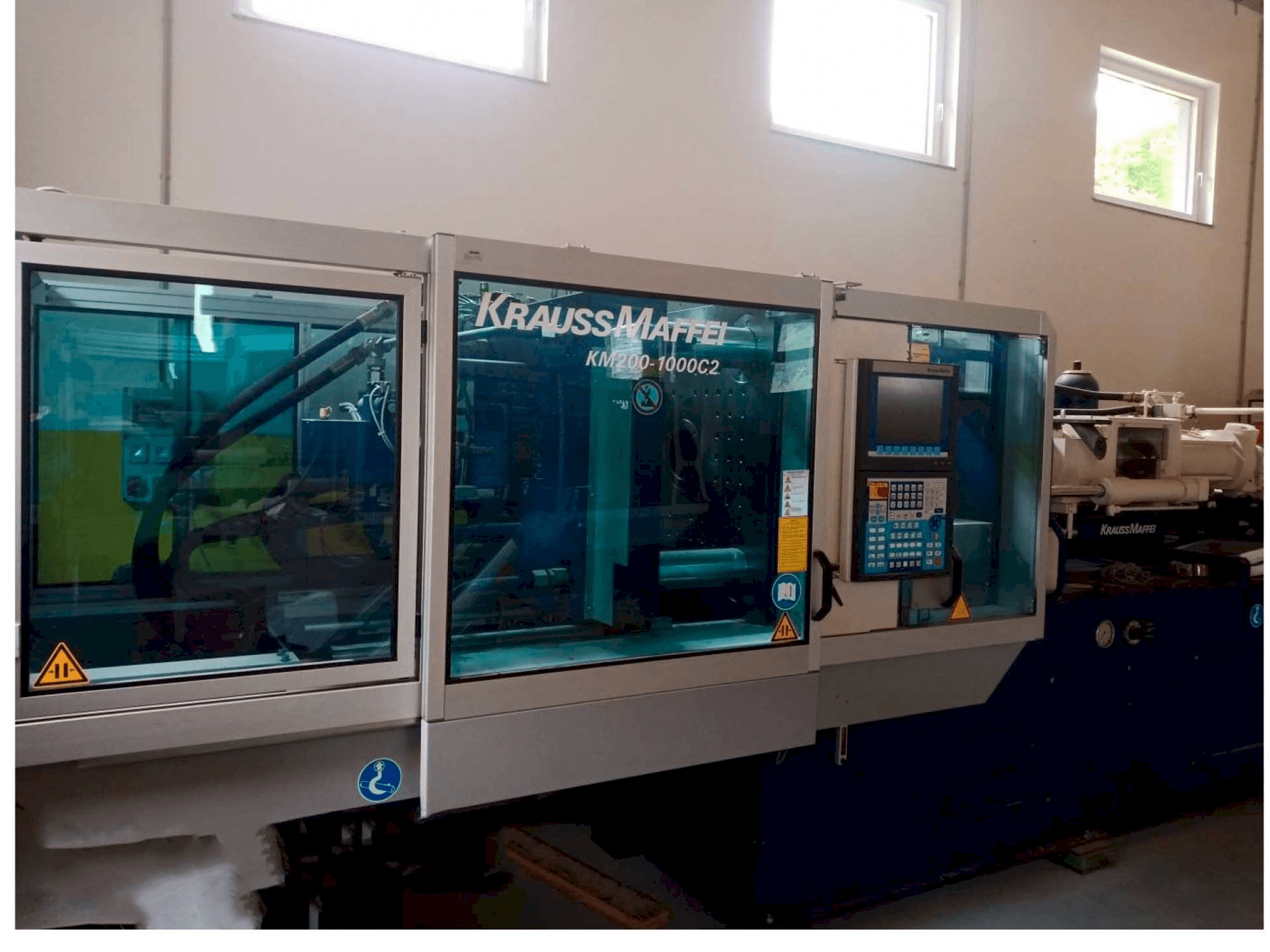 Masina Krauss Maffei KM 200/1000 eestvaade