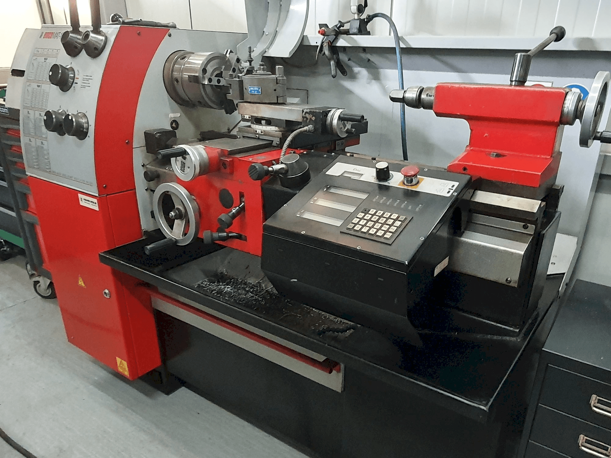 Masina EMCO EMCOMAT 17D eestvaade