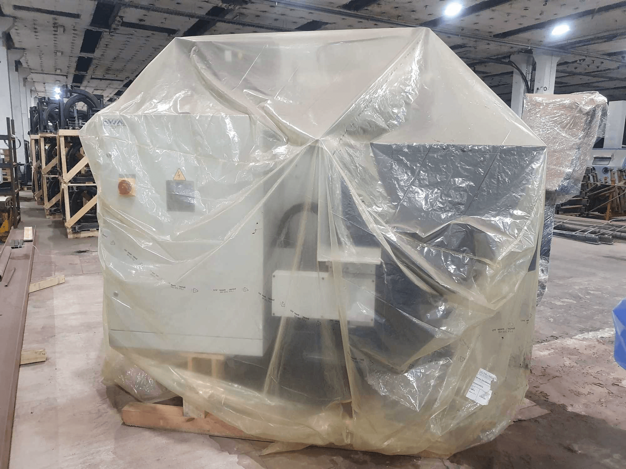 Masina Avia FOP FNE 50P eestvaade