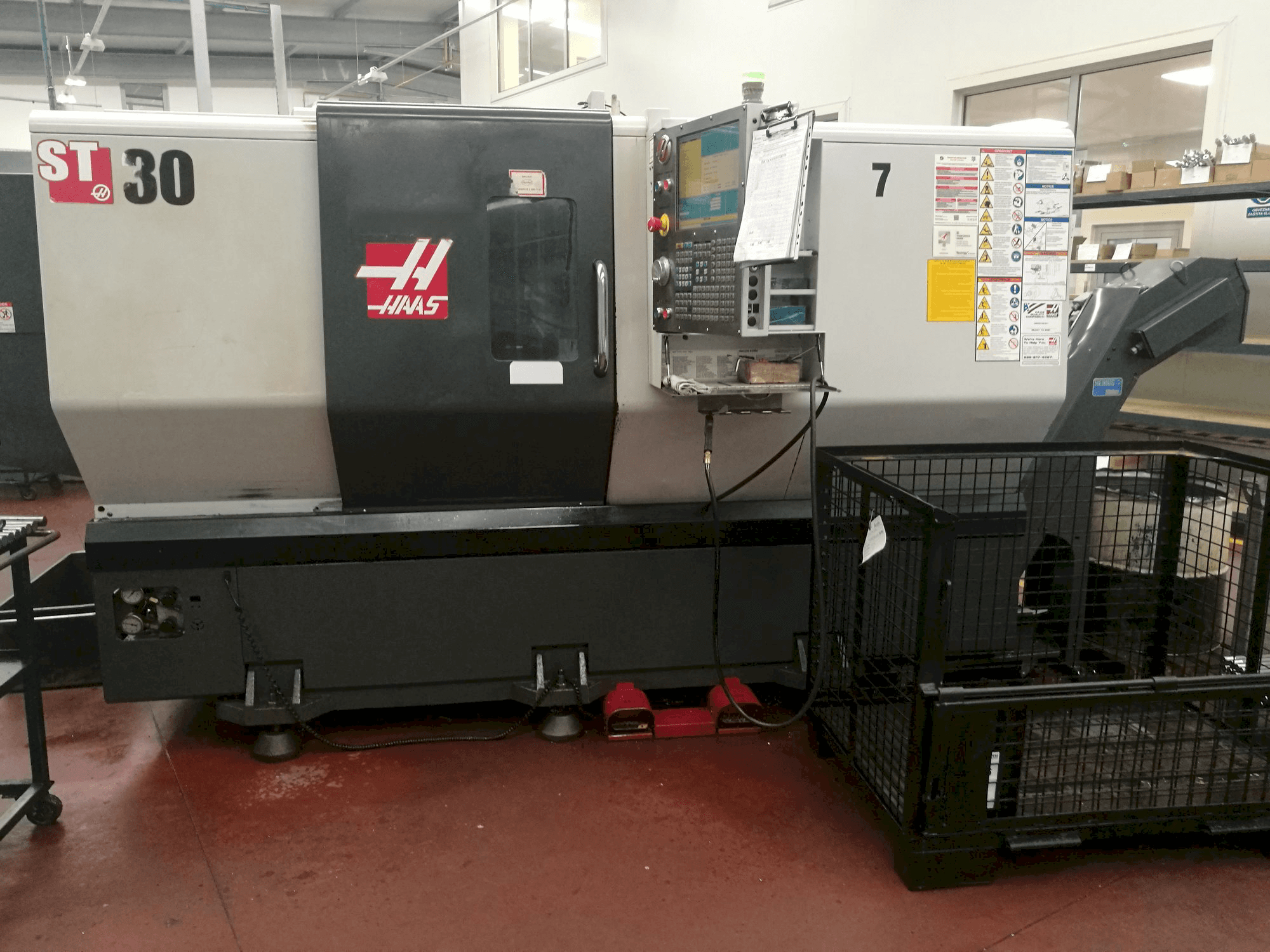 Masina HAAS ST-30 eestvaade