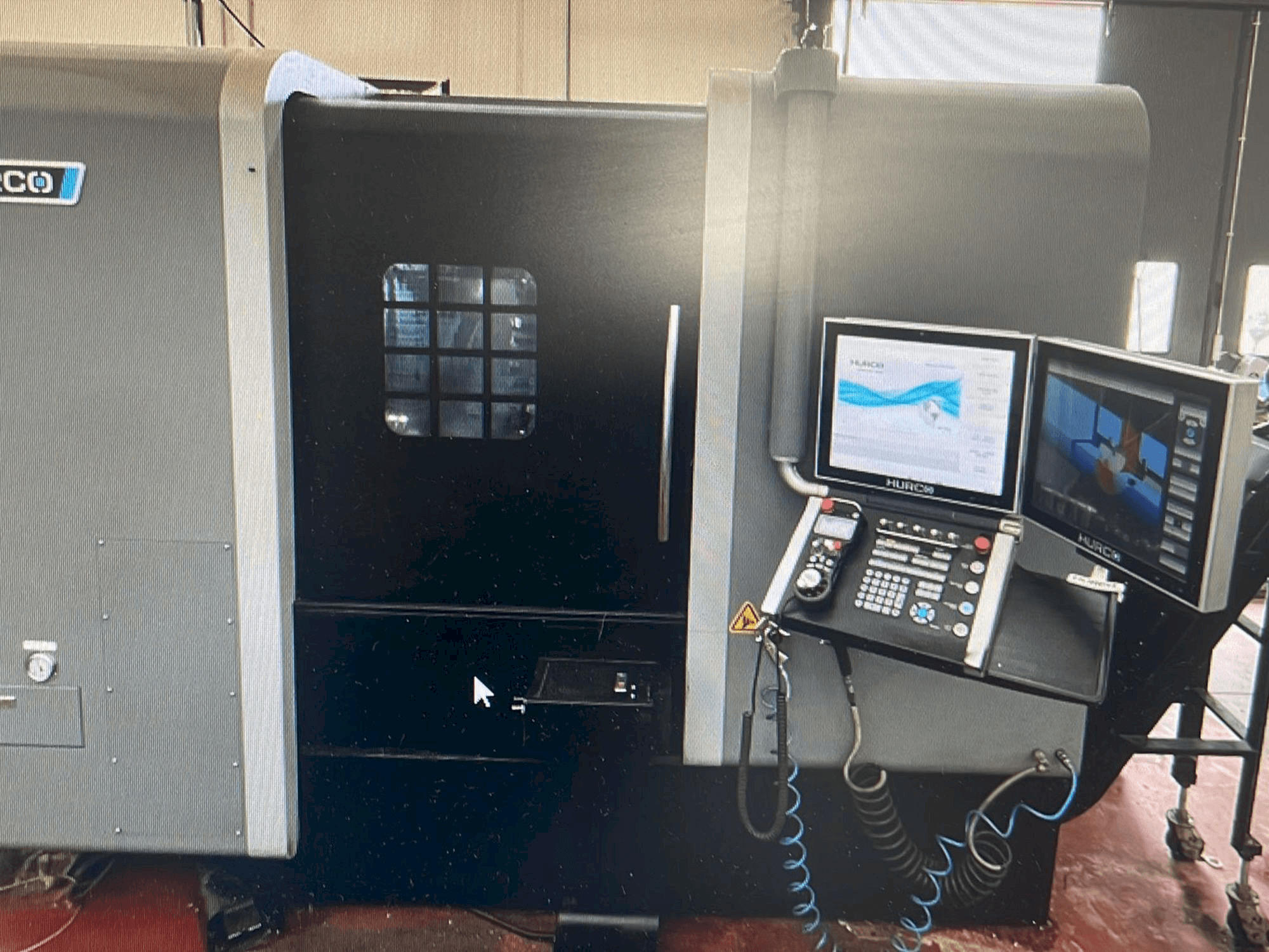 Masina Hurco TMX8MYSi eestvaade