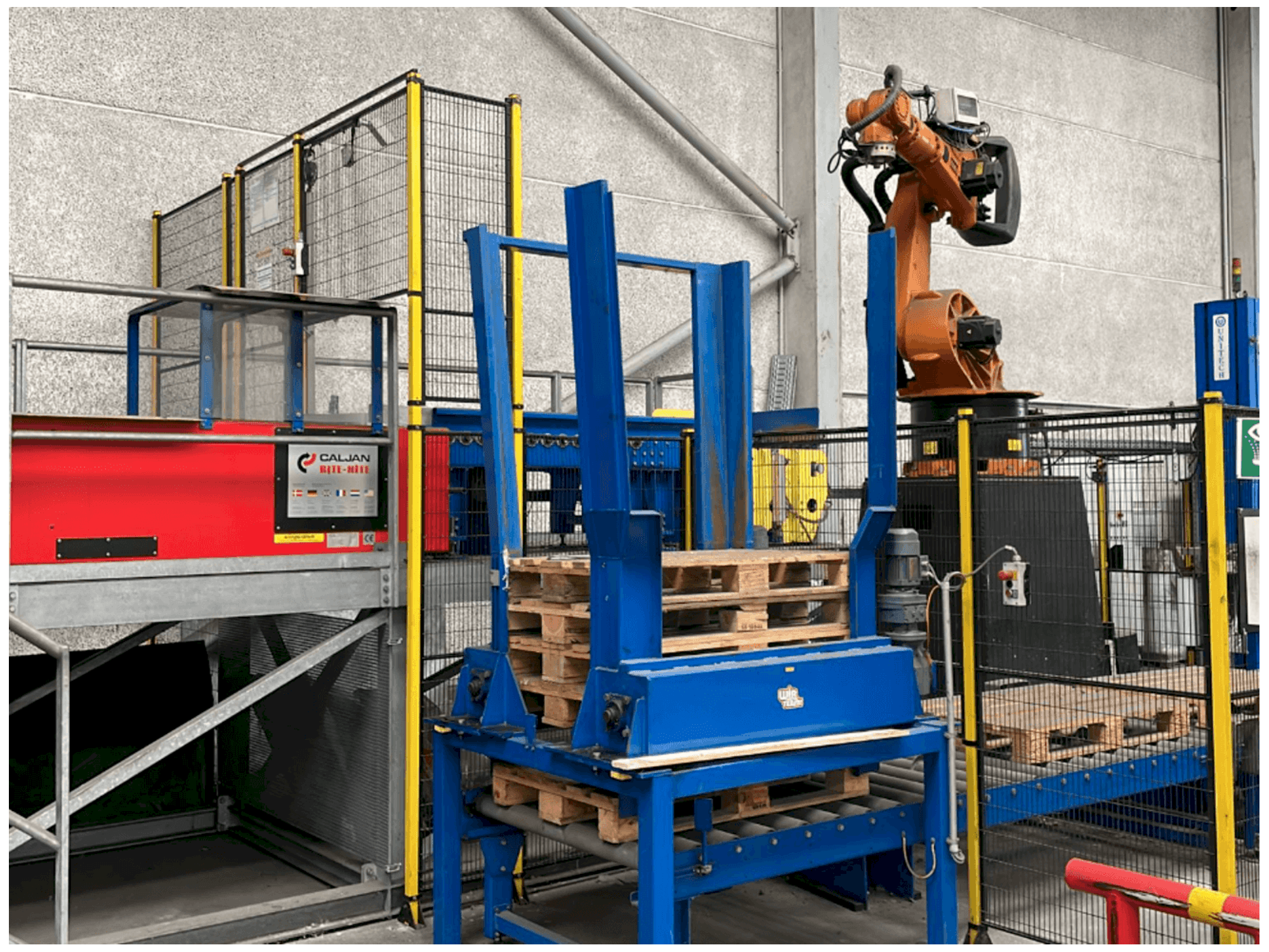 Masina KUKA 600260060 eestvaade