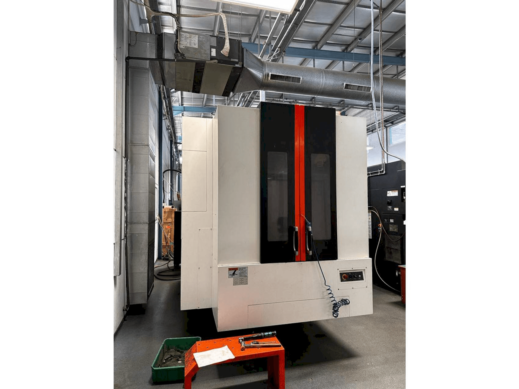 Masina Mazak NEXUS 4000-III eestvaade