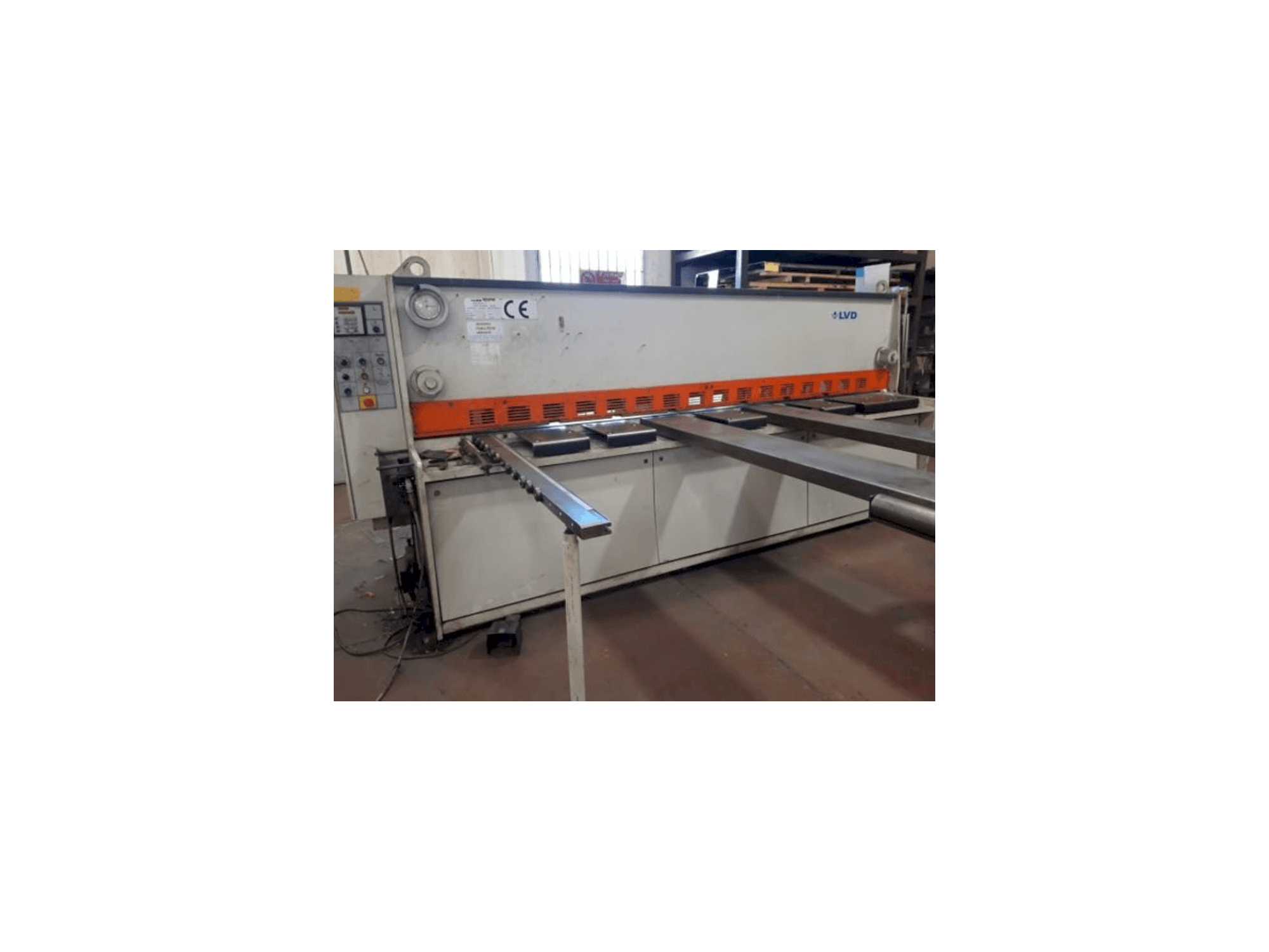 Masina LVD LDR 3000mm x 6mm eestvaade