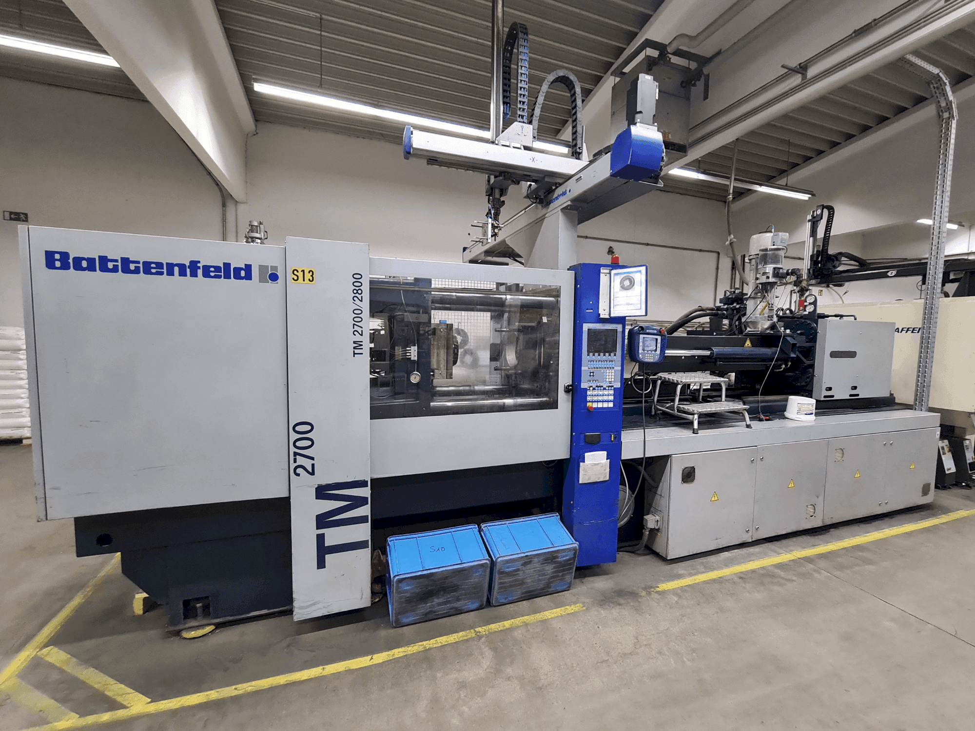 Masina Battenfeld TM 2700/2800 eestvaade