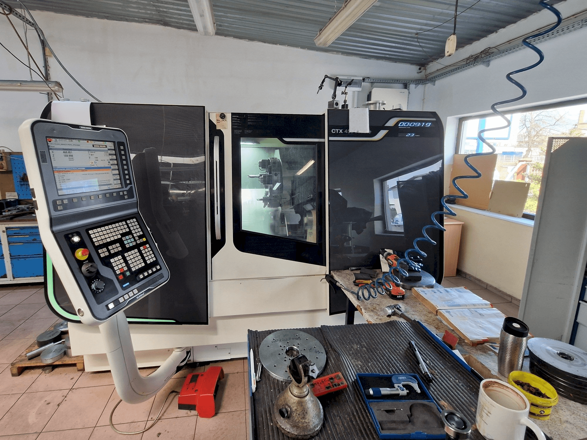 Masina DMG MORI CTX 450 ecoline eestvaade