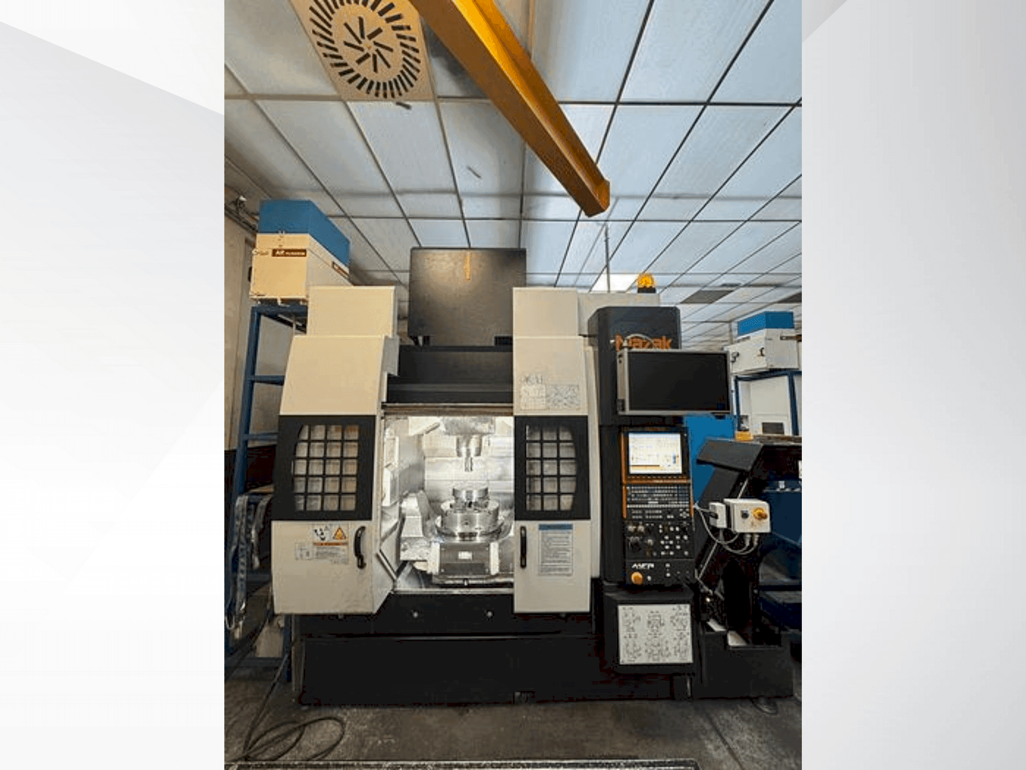 Masina Mazak Variaxis 630-5X T eestvaade