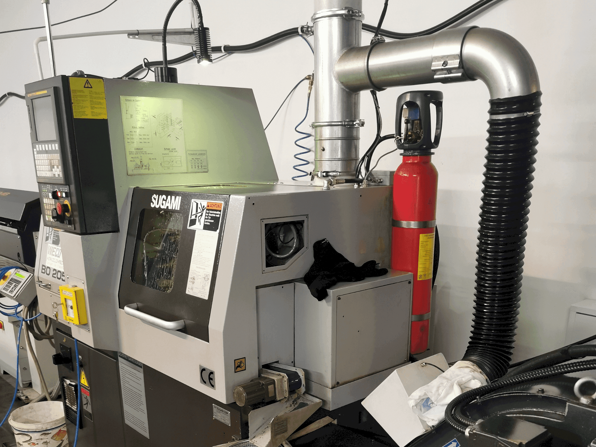 Masina TSUGAMI BO205E eestvaade