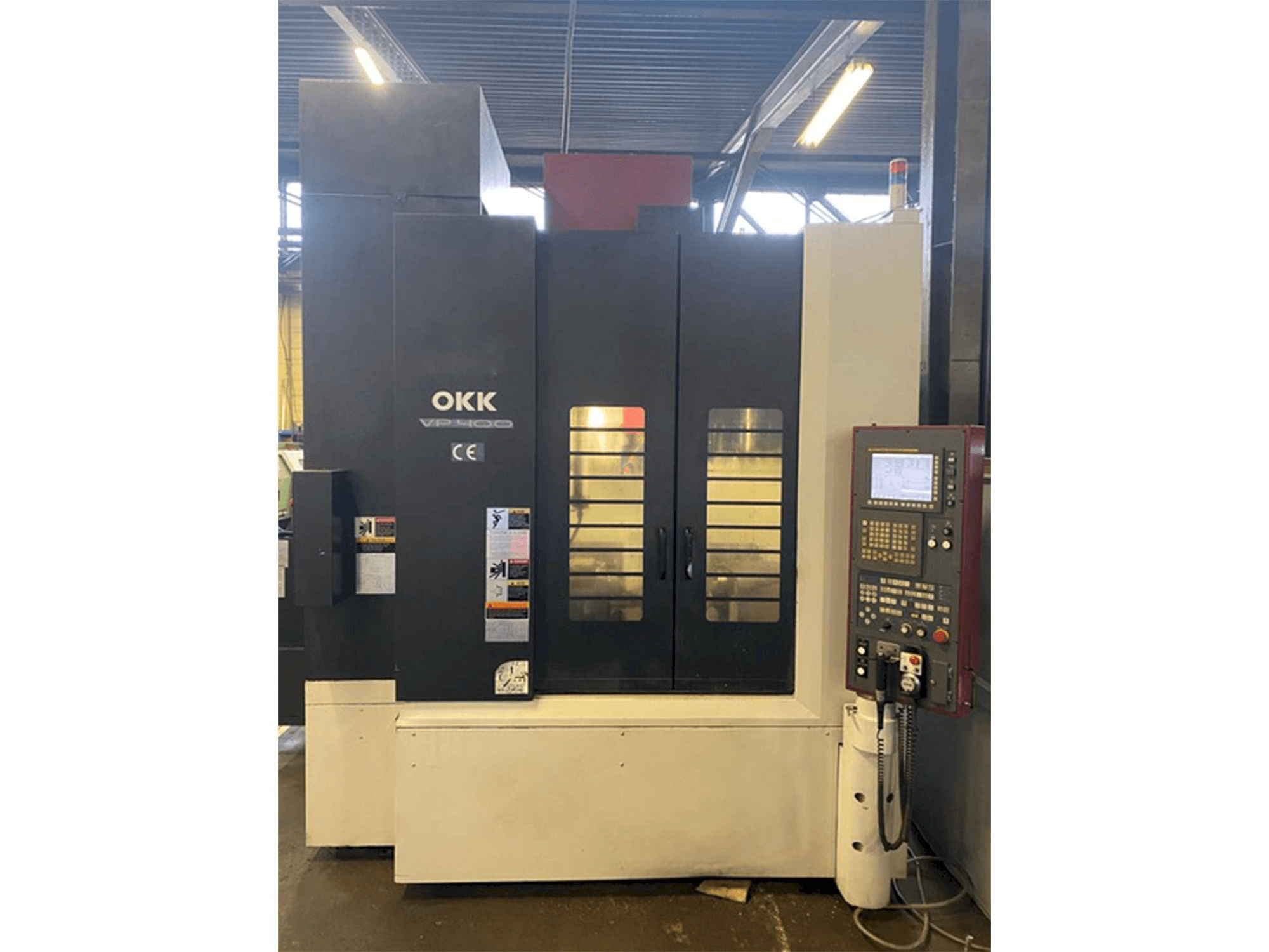 Masina OKK VP400 eestvaade