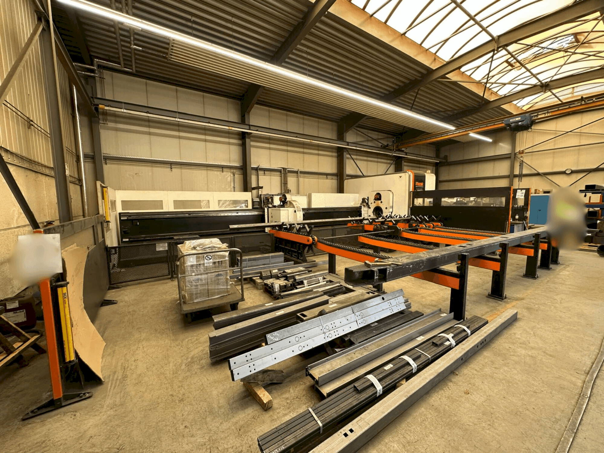 Masina Mazak FABRI GEAR 400 II eestvaade