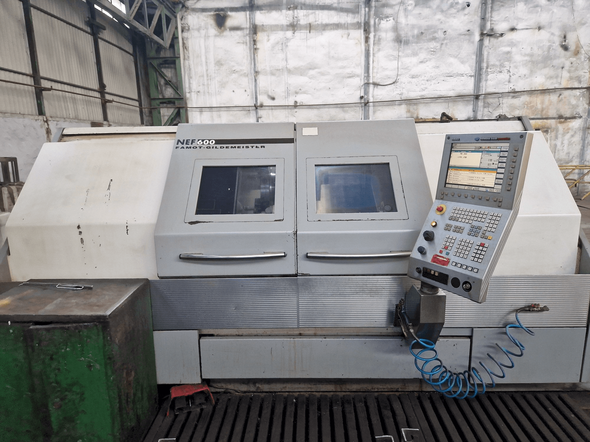 Masina DMG GILDEMEISTER NEF 600 eestvaade