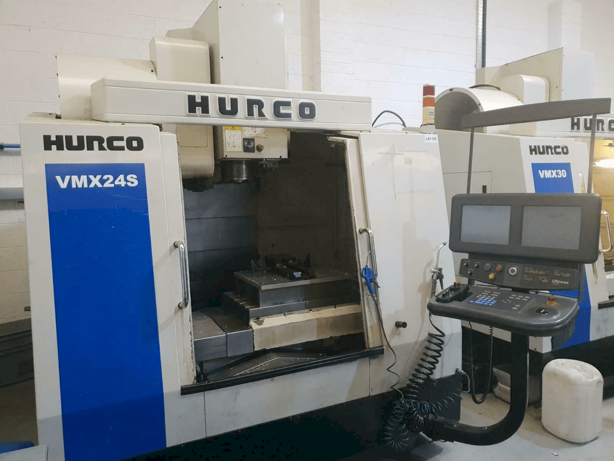 Masina Hurco VMX 24 S eestvaade