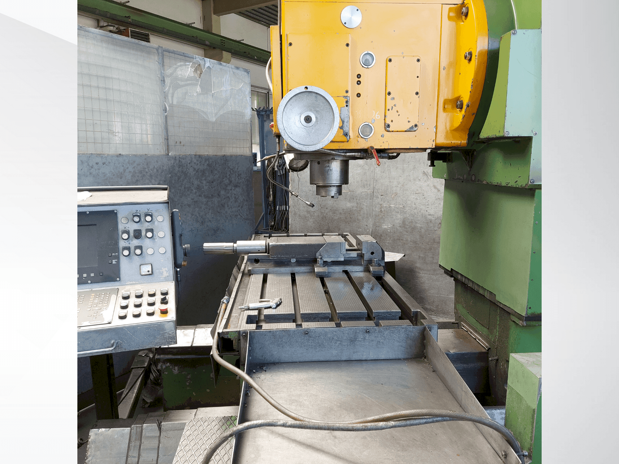 Masina Droop & Rein FS 110 tööruum