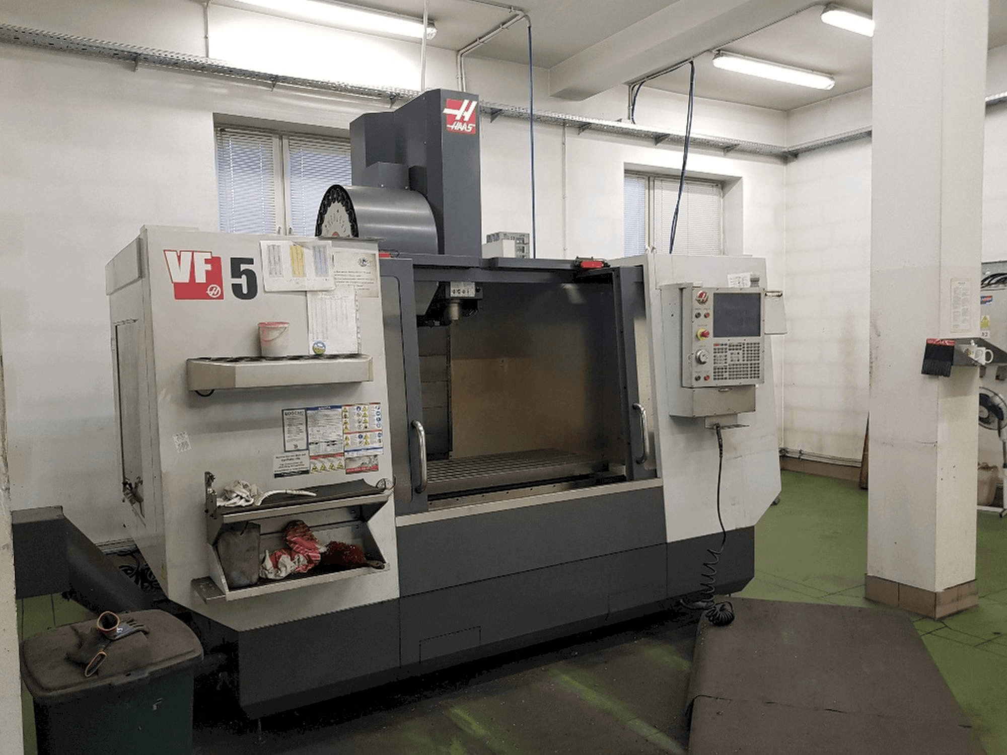 Masina HAAS VF-5/40 eestvaade