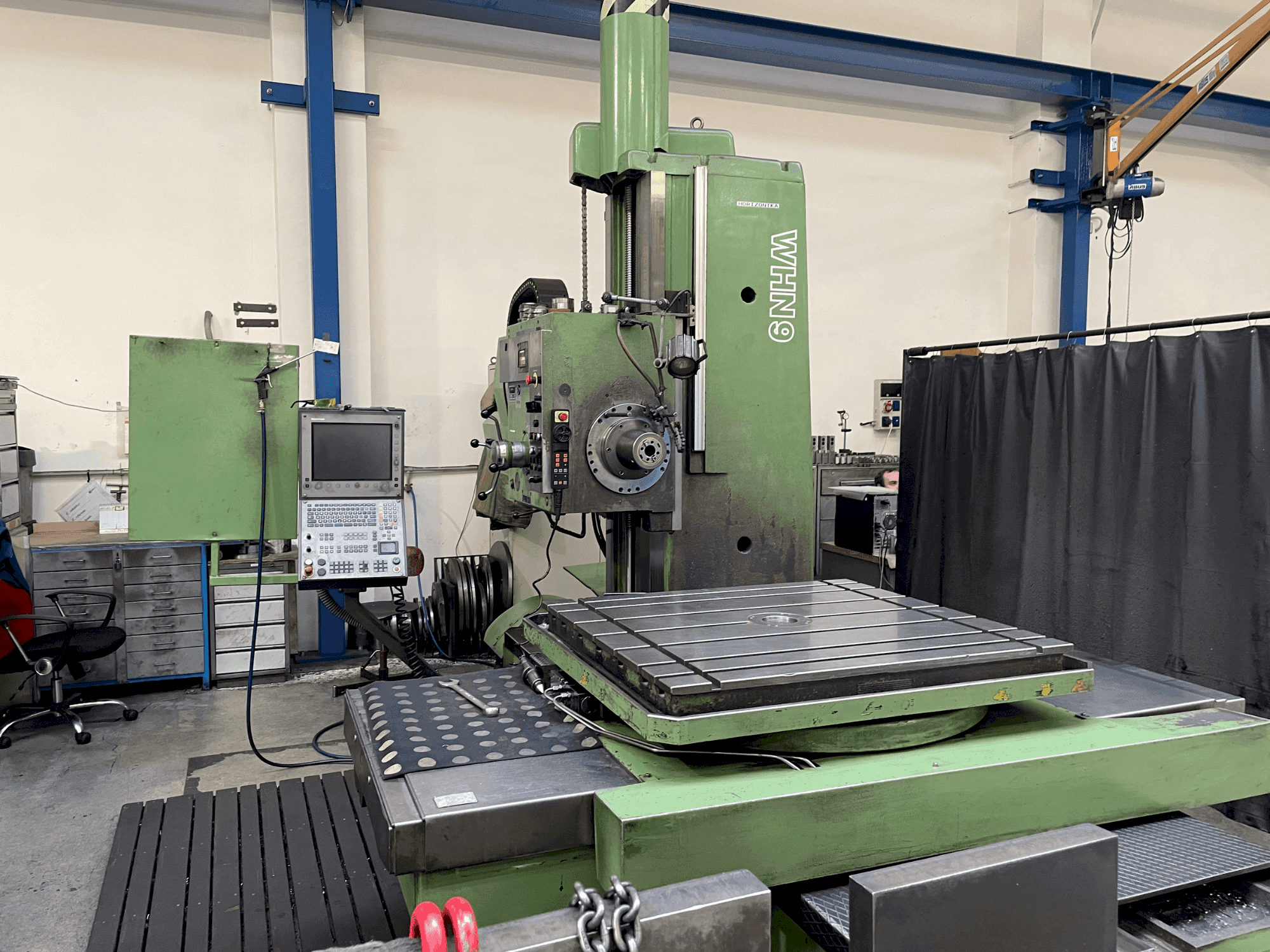 Masina TOS WHN 9B NC eestvaade