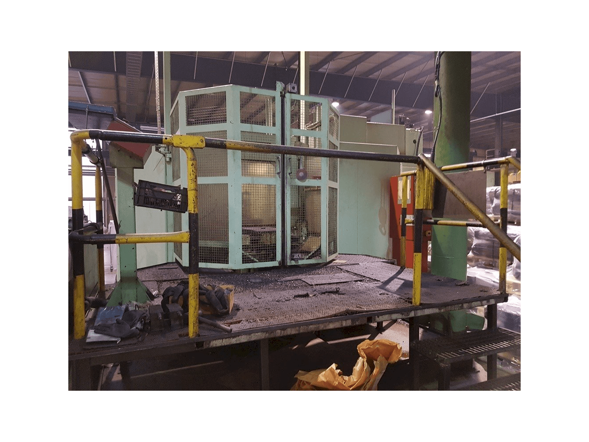 Masina HELLER BEA3 eestvaade