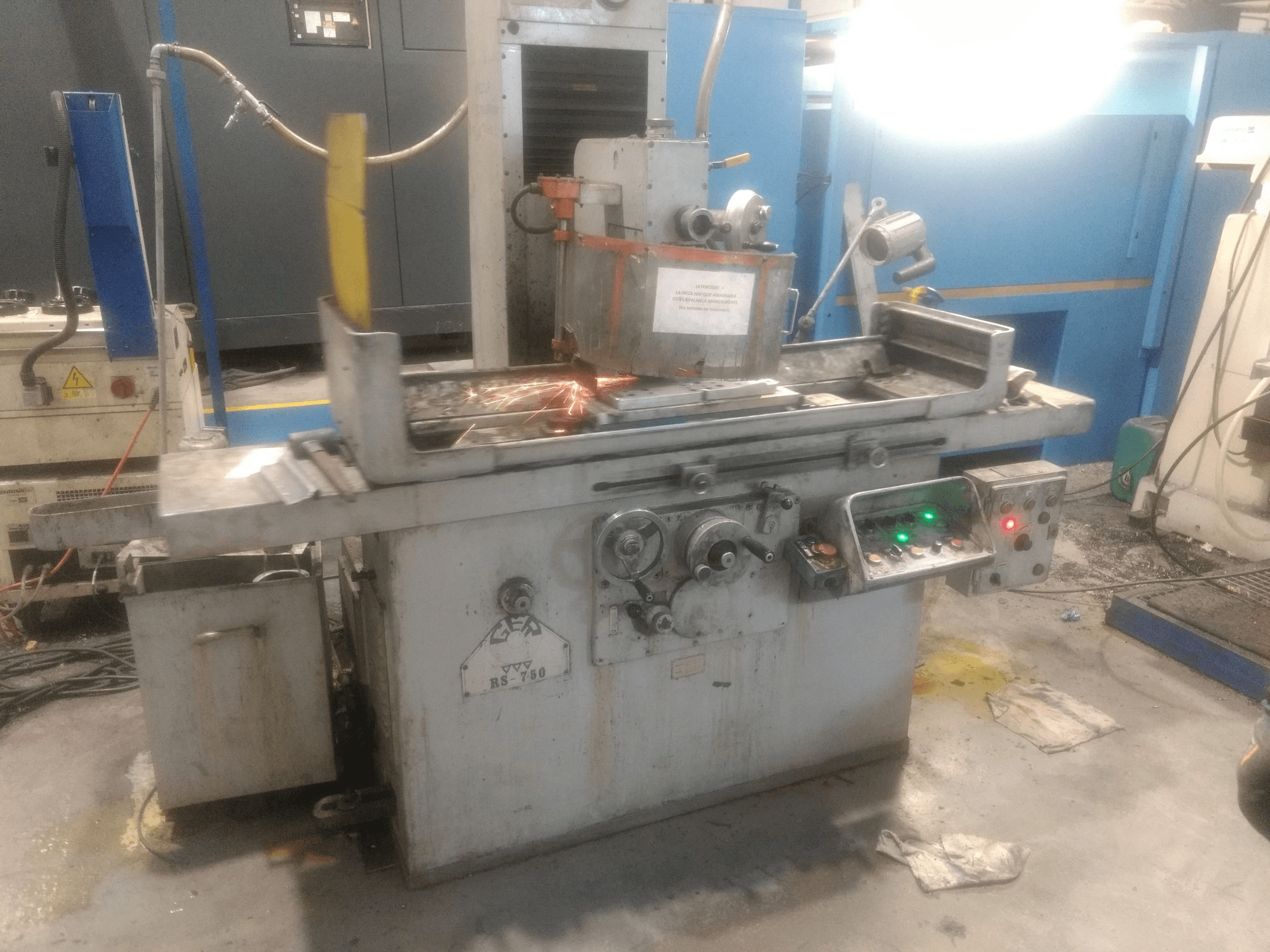 Masina GER R.S. 750 eestvaade