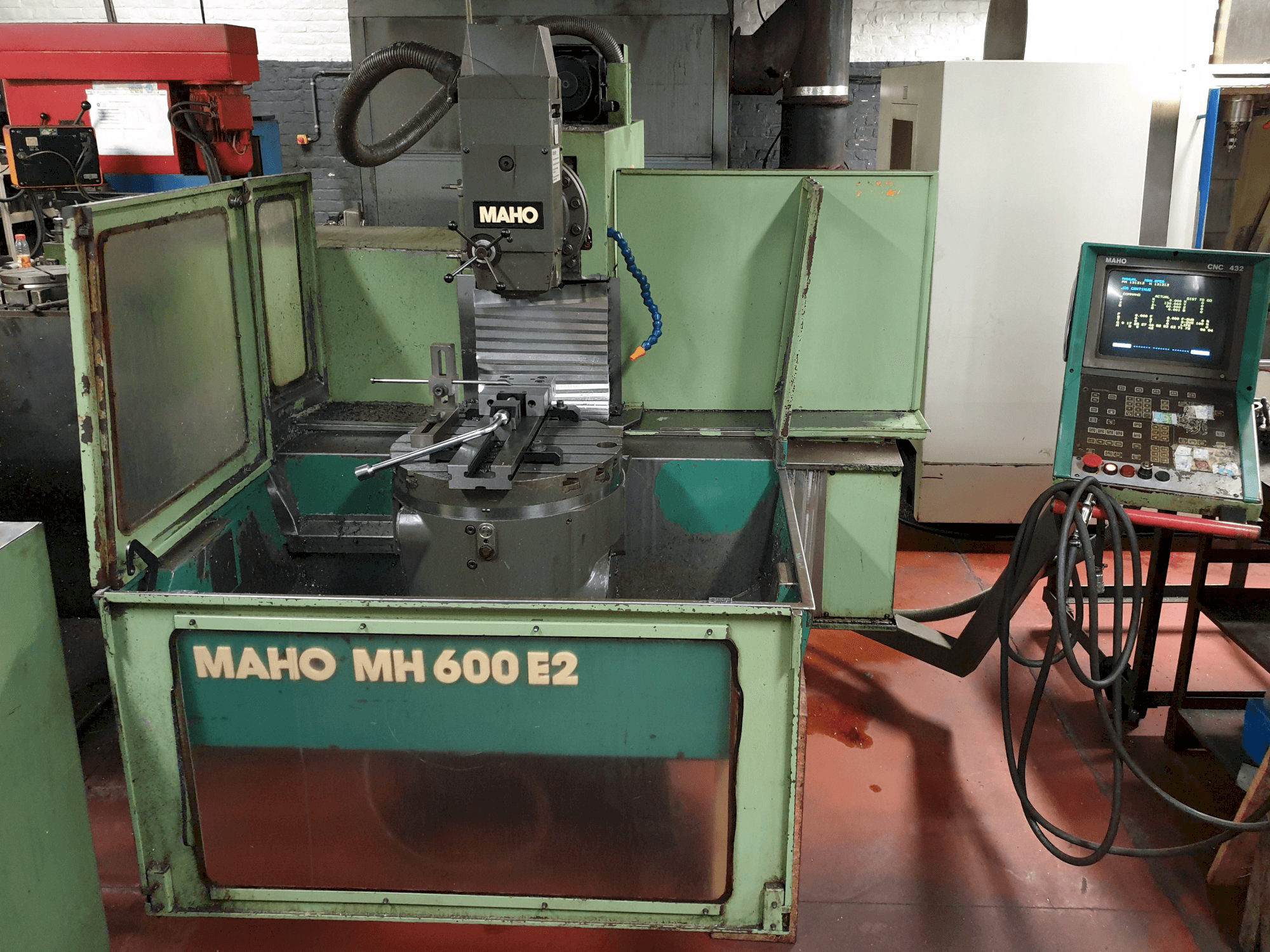 Masina Maho MH 600 E2 eestvaade